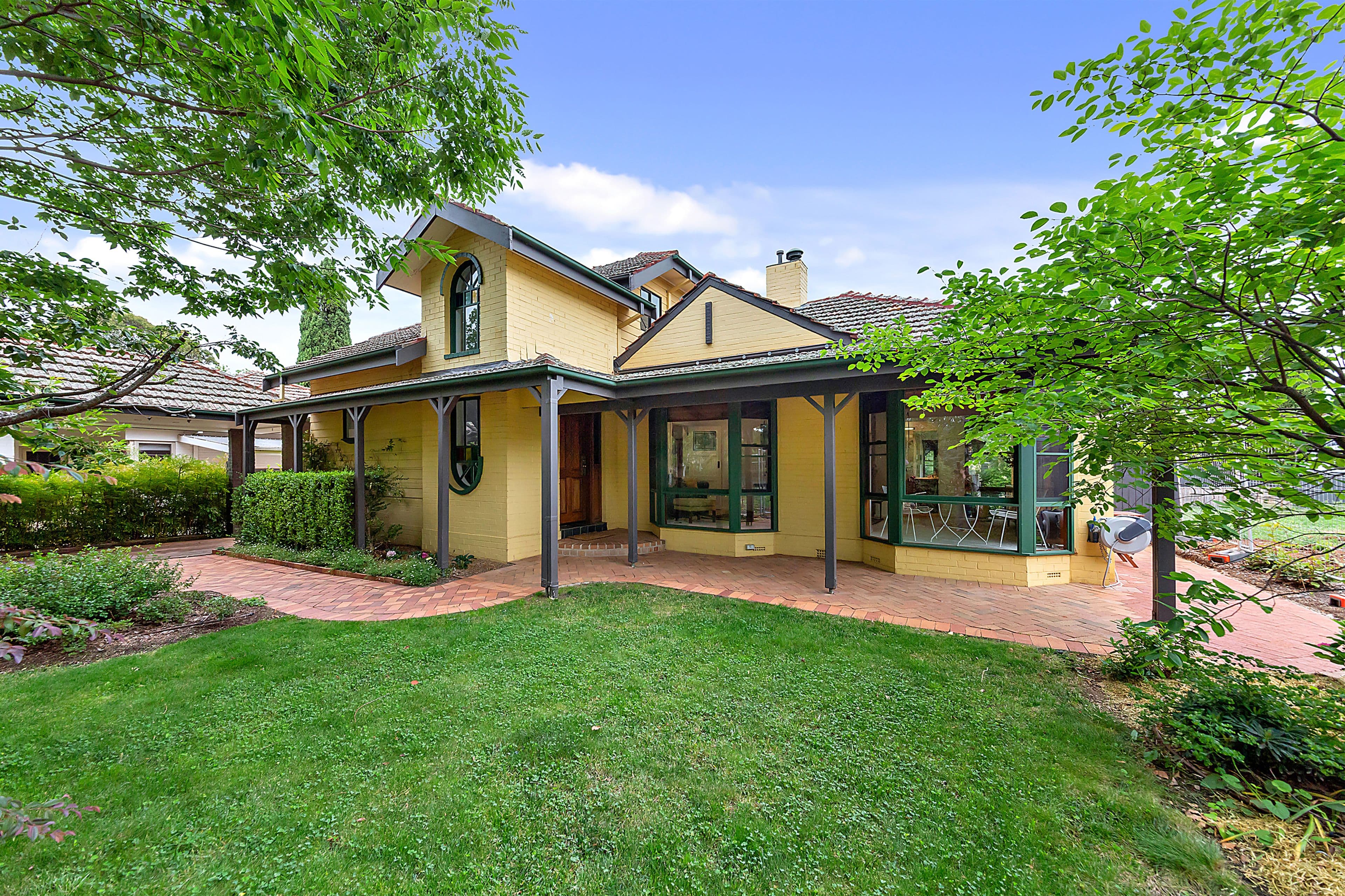 5 Wells Gardens, Griffith ACT 2603, Griffith - Image 1
