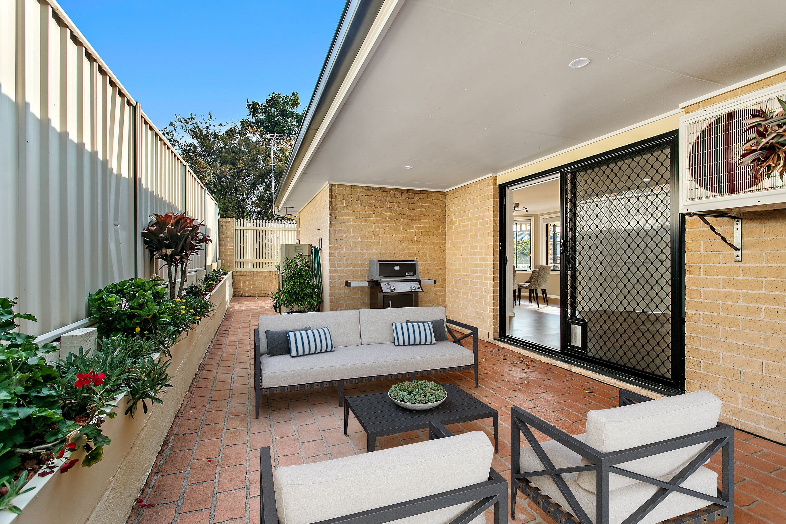 11 Eucumbene Avenue, Flinders - Thumbnail 8