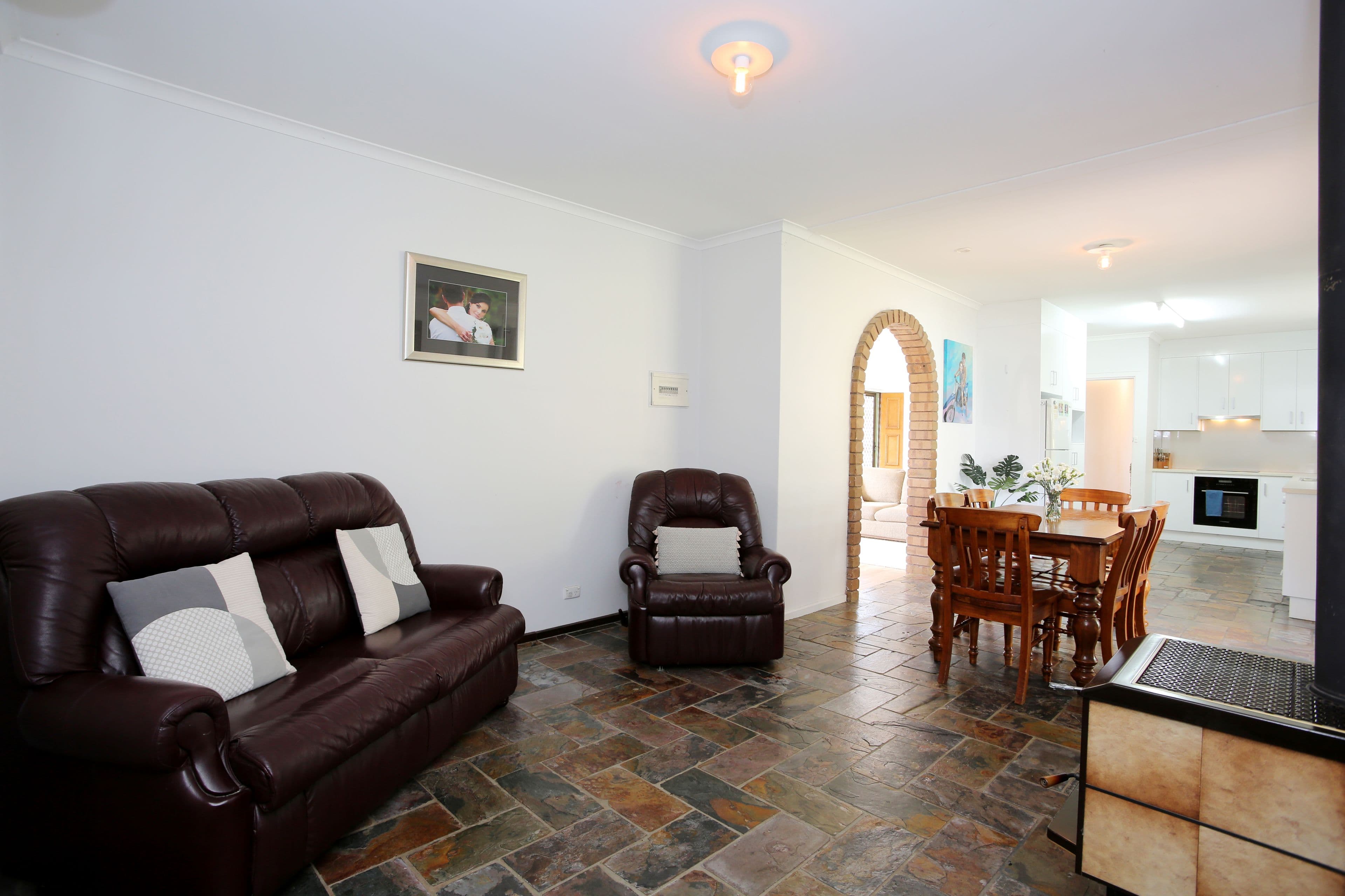 5 East View Street, Clare SA 5453, Clare - Thumbnail 4