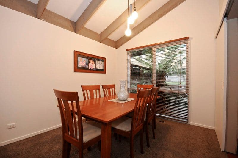 18 Highview Drive, MOOROOLBARK VIC 3138, Mooroolbark - Thumbnail 4