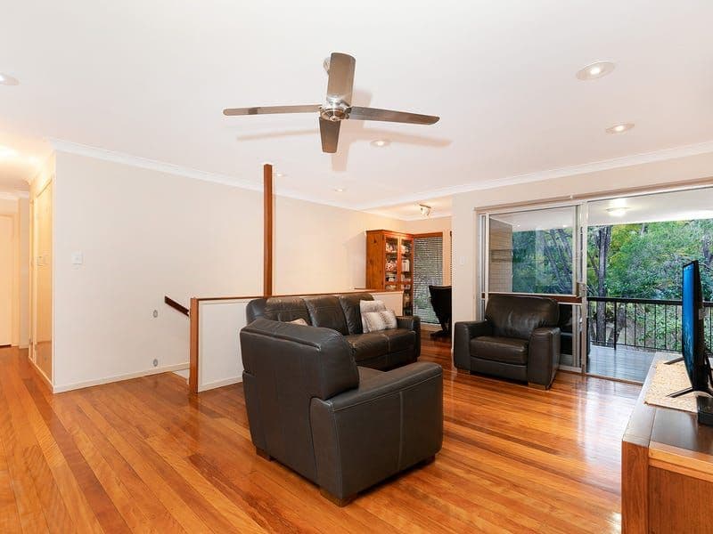 5 Camden Court, Arana Hills QLD 4054, Arana Hills - Thumbnail 4