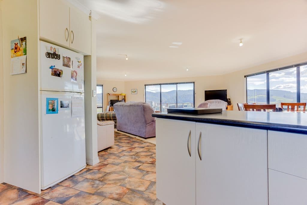 9 McBains Road, GLENGARRY TAS 7275, Glengarry - Thumbnail 5