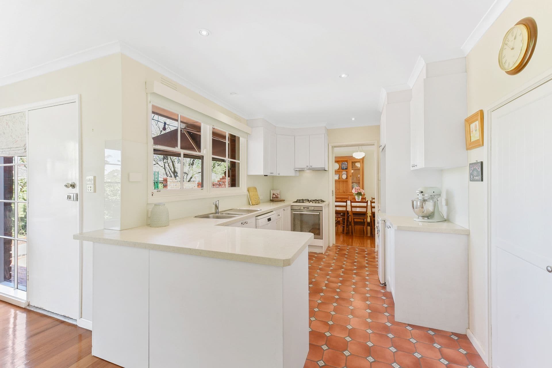4 Wendy Street, Forest Hill VIC 3131, Forest Hill - Thumbnail 6