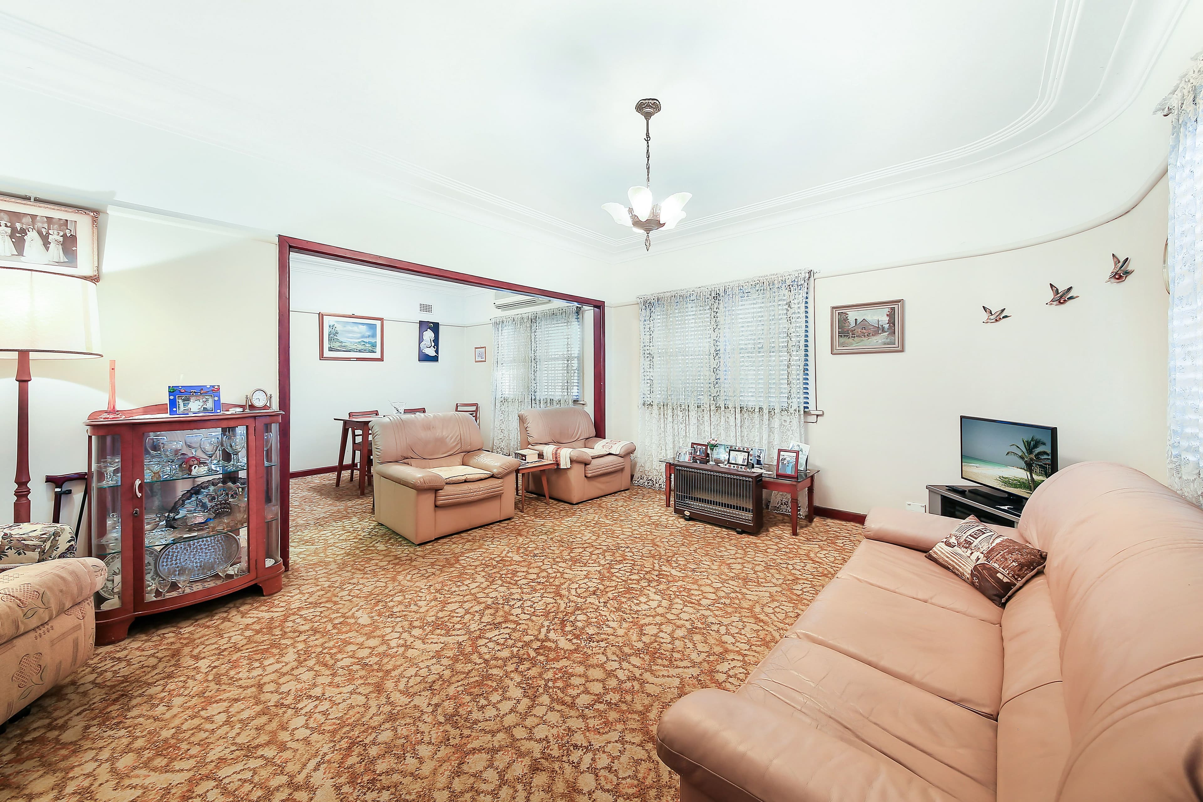 287 Roberts Road, Greenacre - Thumbnail 3