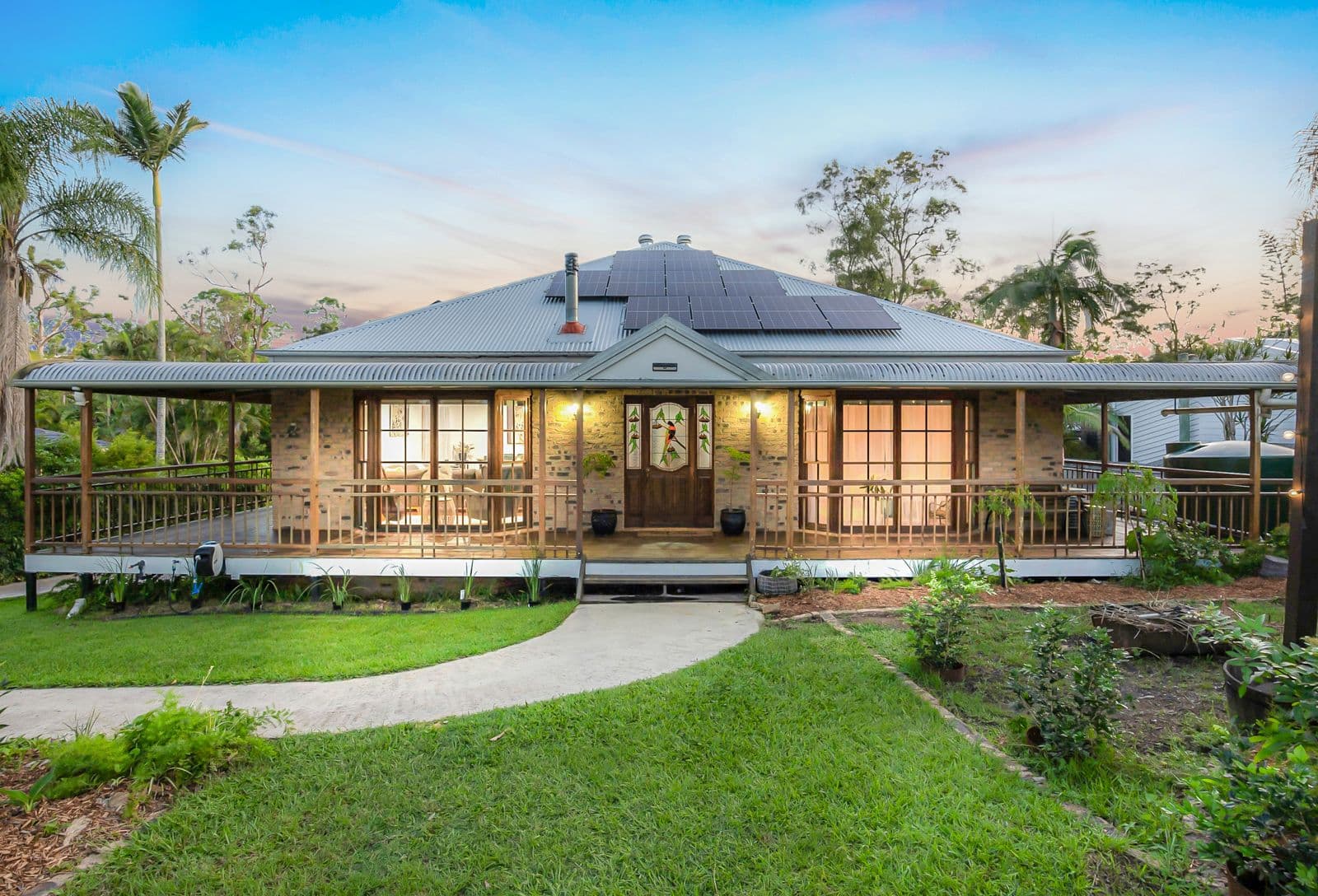9 Iowa Court, Oxenford QLD 4210, Oxenford - Thumbnail 2