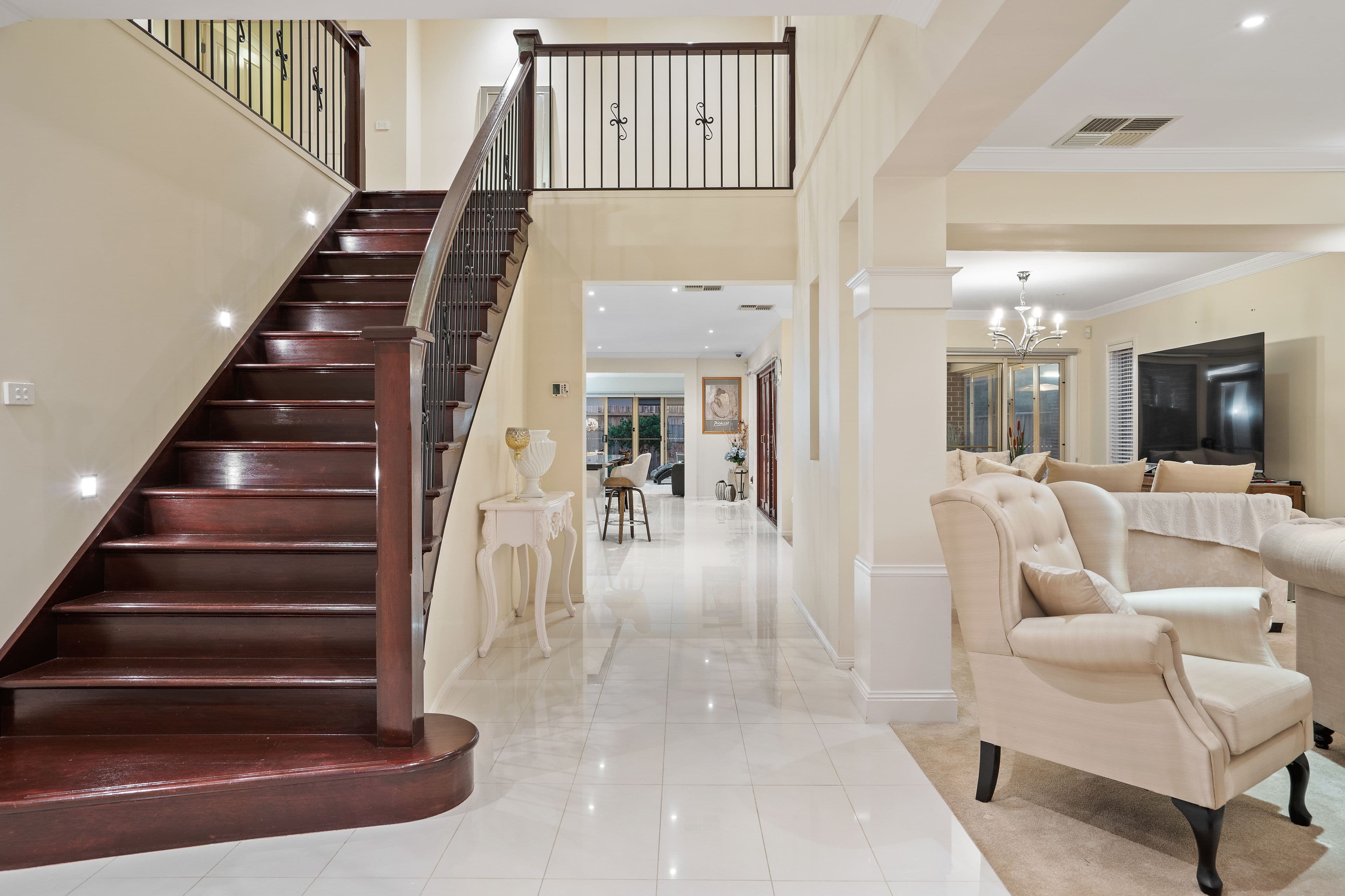 87 Linacre Drive, Bundoora VIC 3083, Bundoora - Thumbnail 2