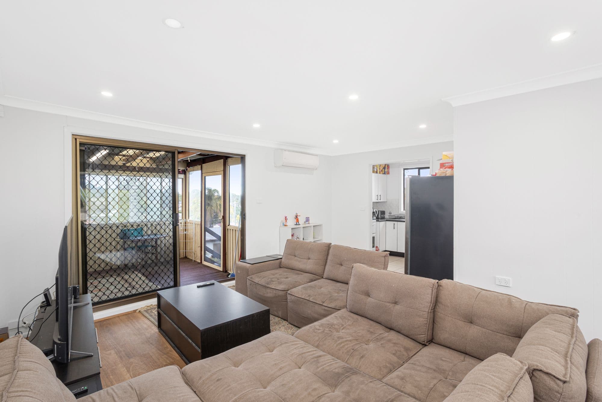 11 Petersen Crescent, Tregear NSW 2770, Tregear - Thumbnail 2