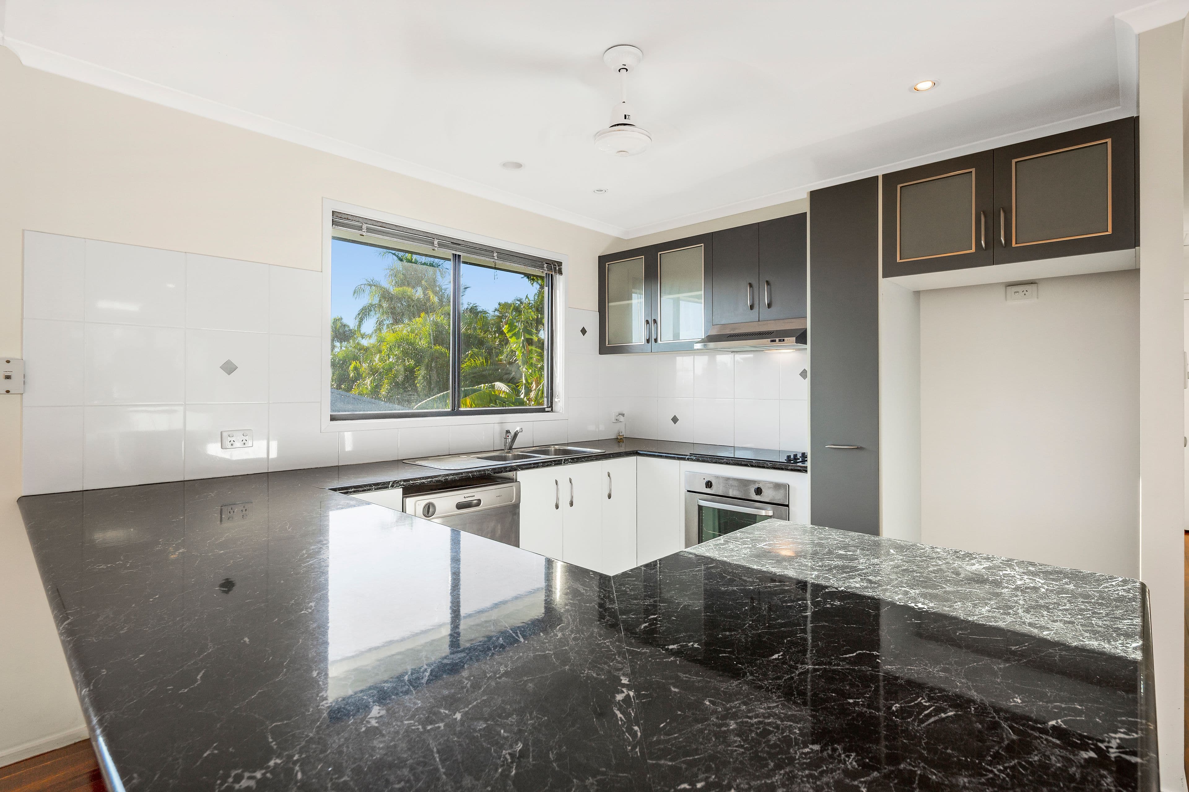 55 Country Road, Cannonvale QLD 4802, Cannonvale - Thumbnail 5