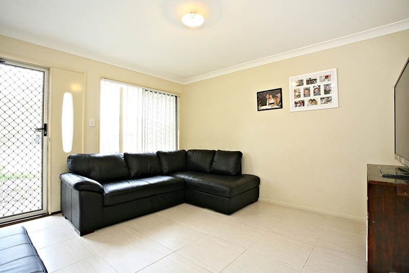 52 Doreen Street, ELLEN GROVE QLD 4078, Ellen Grove - Thumbnail 3
