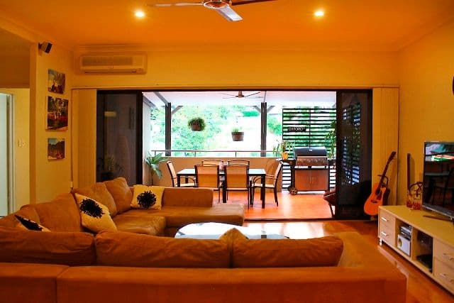 8 Cambridge Street, BULIMBA QLD 4171, Bulimba - Thumbnail 2