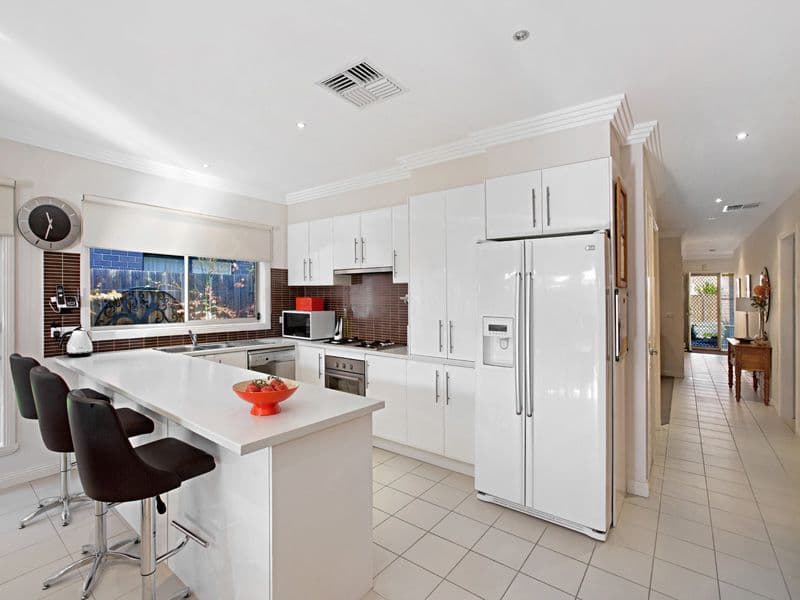13 Beechwood Court, MERNDA VIC 3754, Mernda - Thumbnail 3