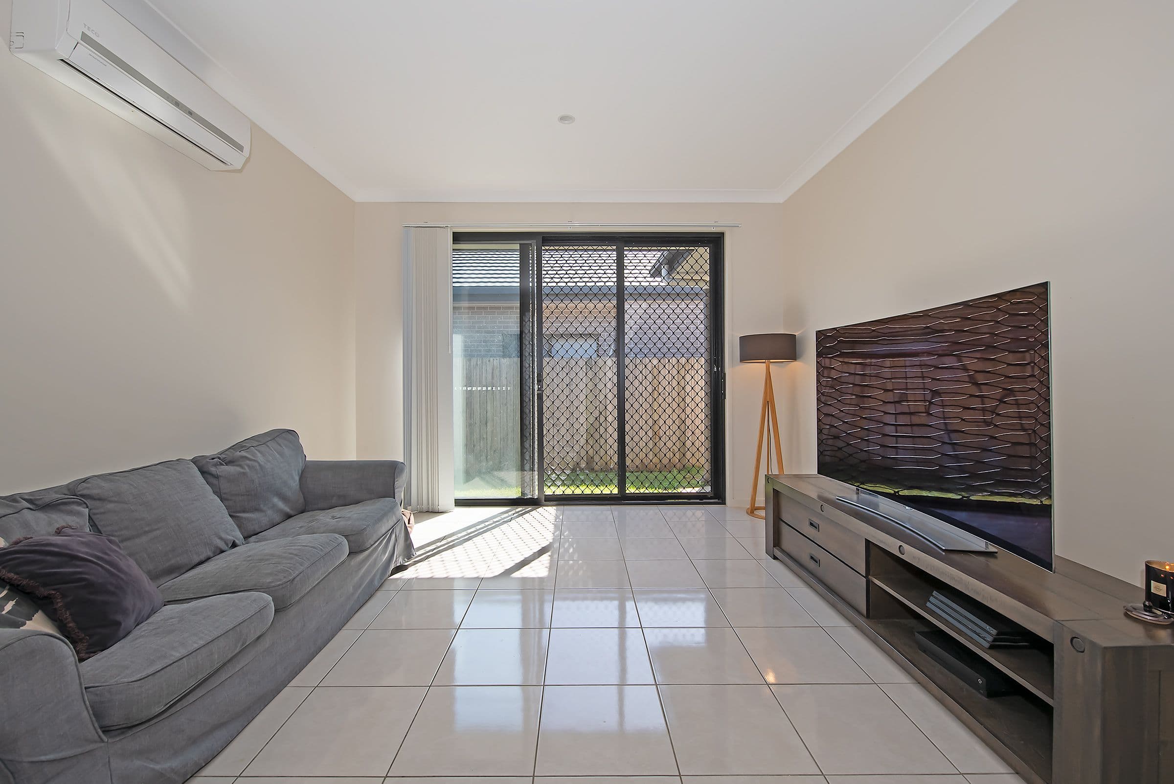23 Edmund Circuit, North Lakes QLD 4509, North Lakes - Thumbnail 2