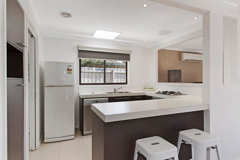 4 Twofold Close, Dingley Village VIC 3172, Dingley Village - Thumbnail 4