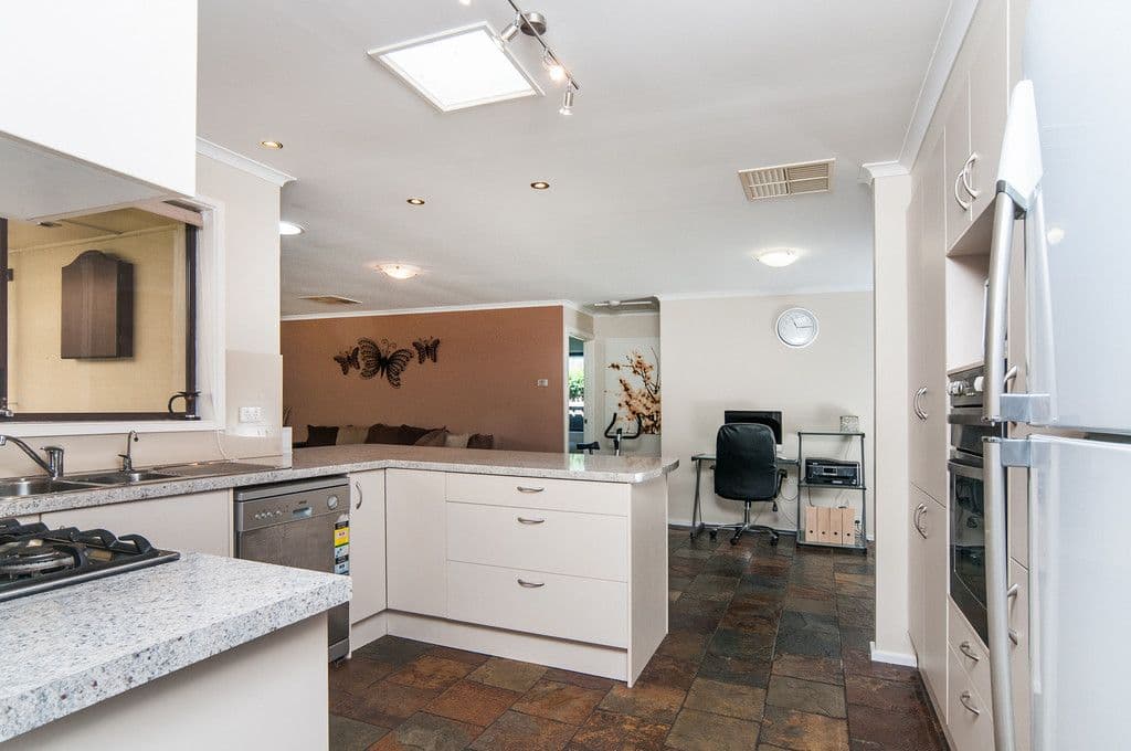 27 Campus Drive, ABERFOYLE PARK SA 5159, Aberfoyle Park - Thumbnail 8