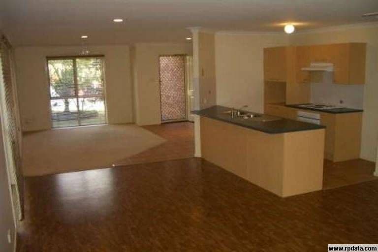 4 Pinnibar Street, HEMMANT QLD 4174, Hemmant - Thumbnail 2