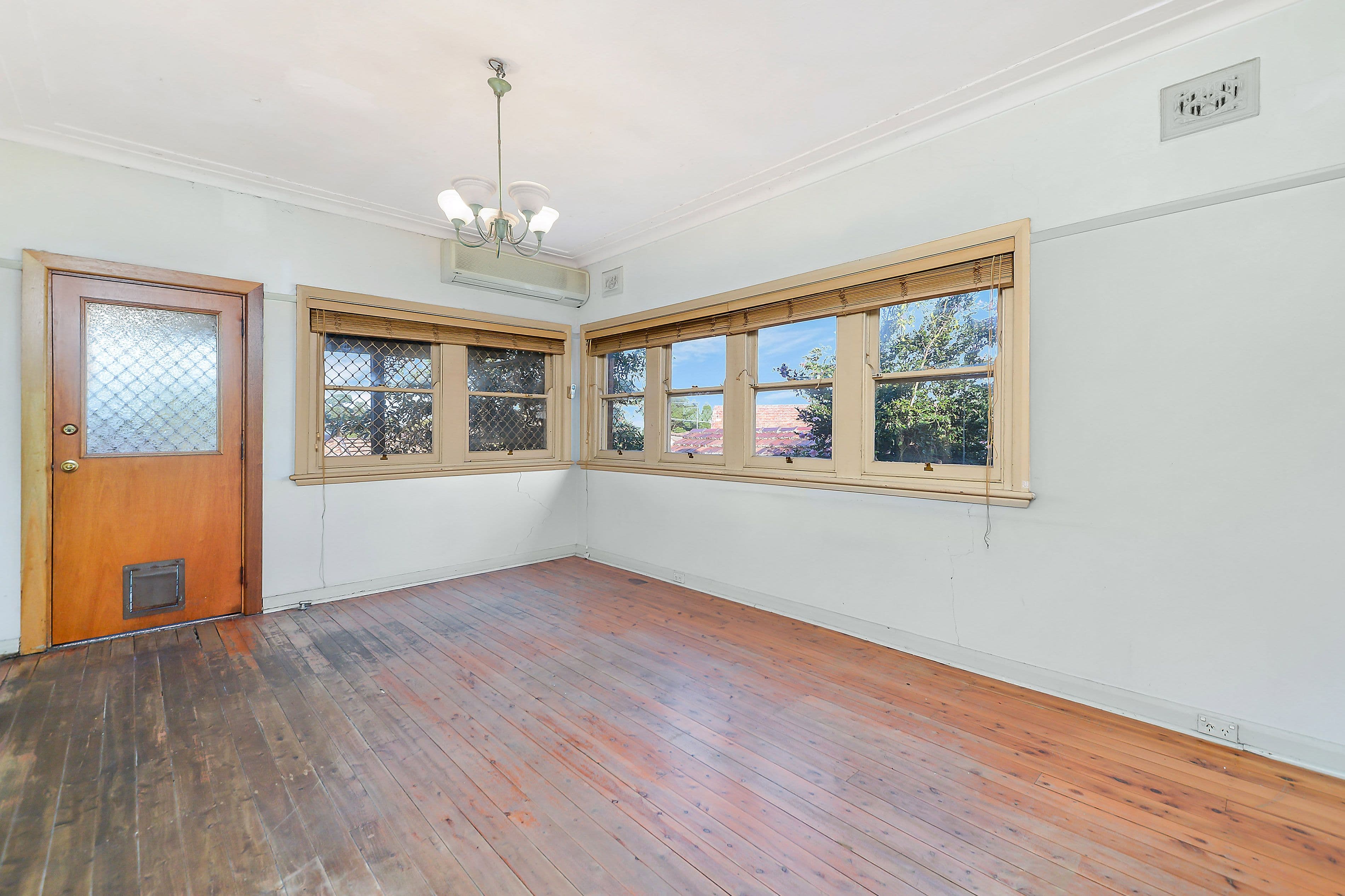 138 Wattle Street, Punchbowl - Thumbnail 3