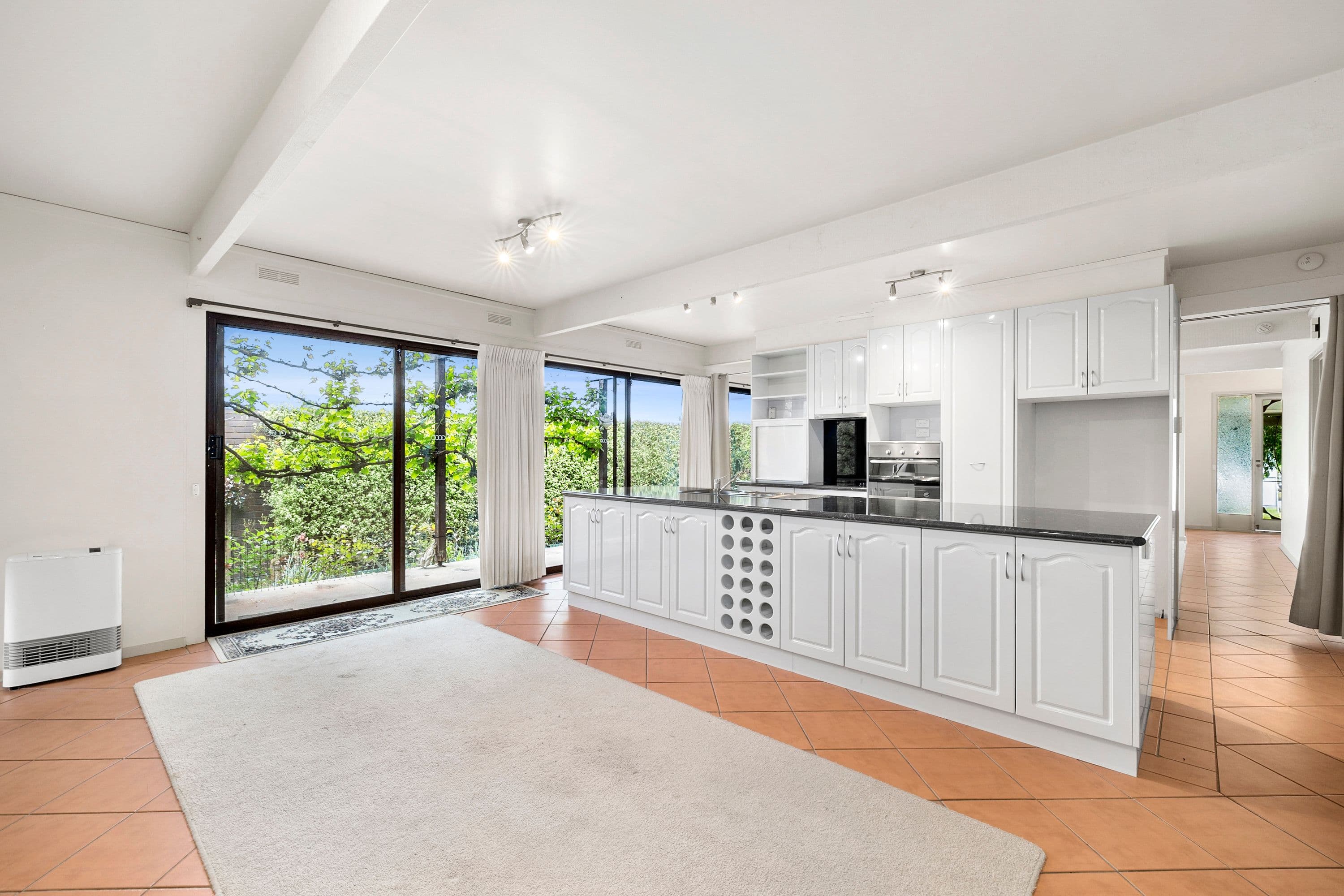 2 Eucalypt Court, Ararat VIC 3377, Ararat - Thumbnail 4