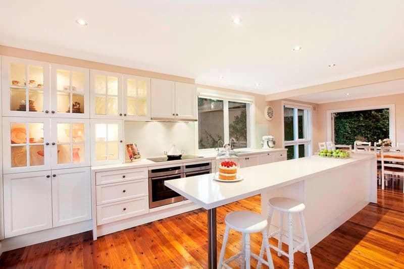 4 Martin Court, DONCASTER VIC 3108, Doncaster - Thumbnail 3
