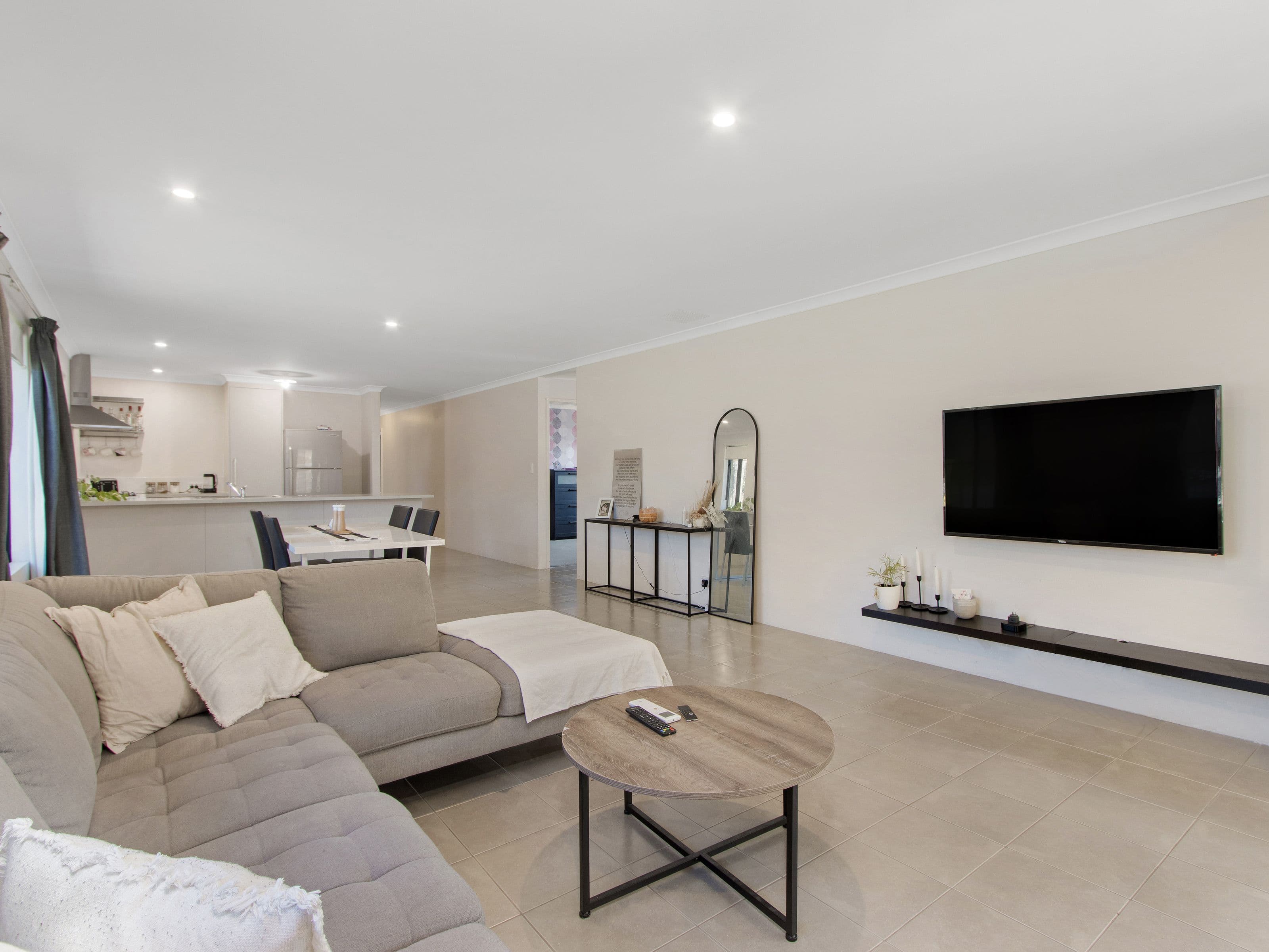 22 Ferndown Corner, Wellard WA 6170, Wellard - Thumbnail 7