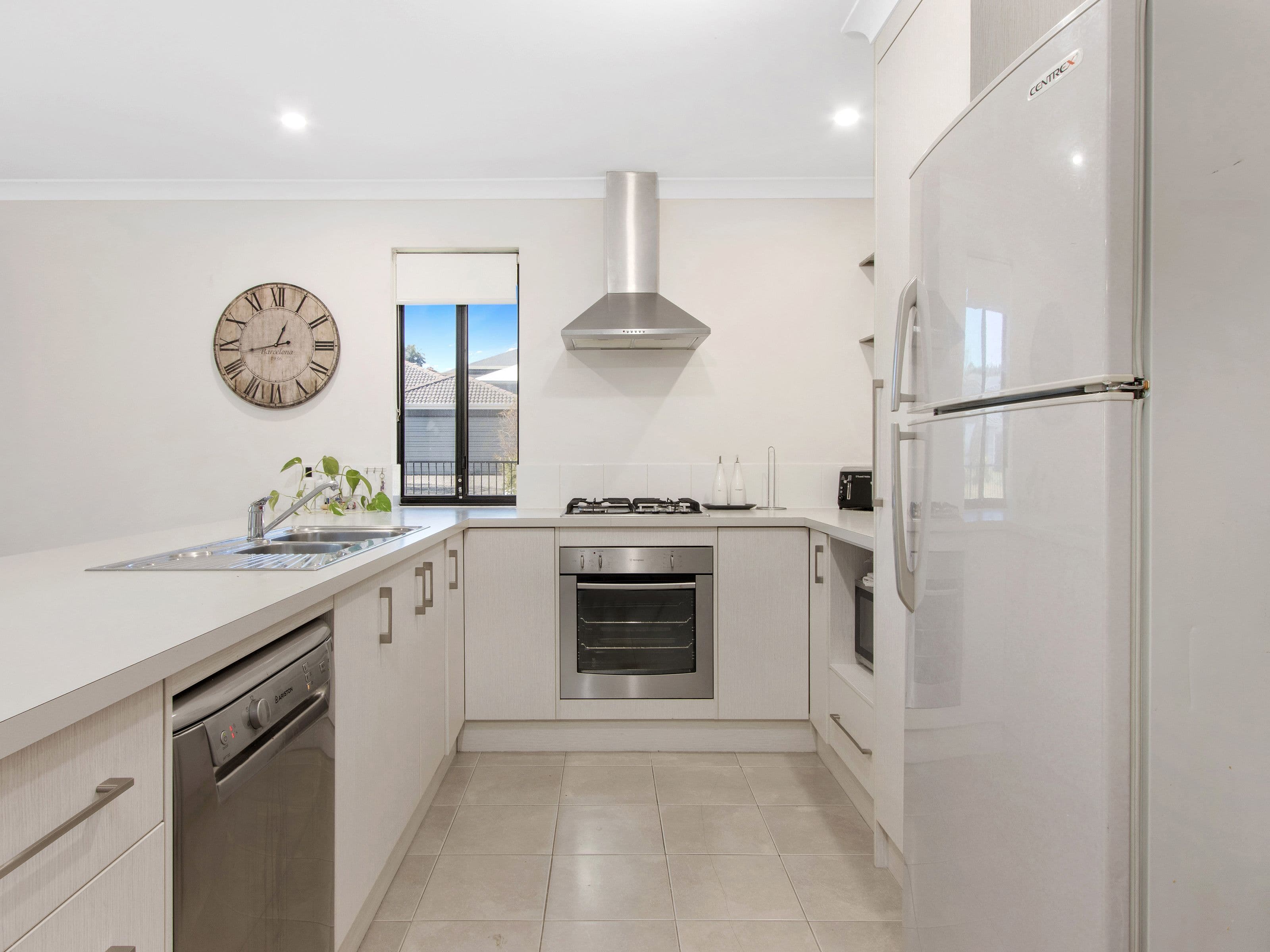 22 Ferndown Corner, Wellard WA 6170, Wellard - Thumbnail 8