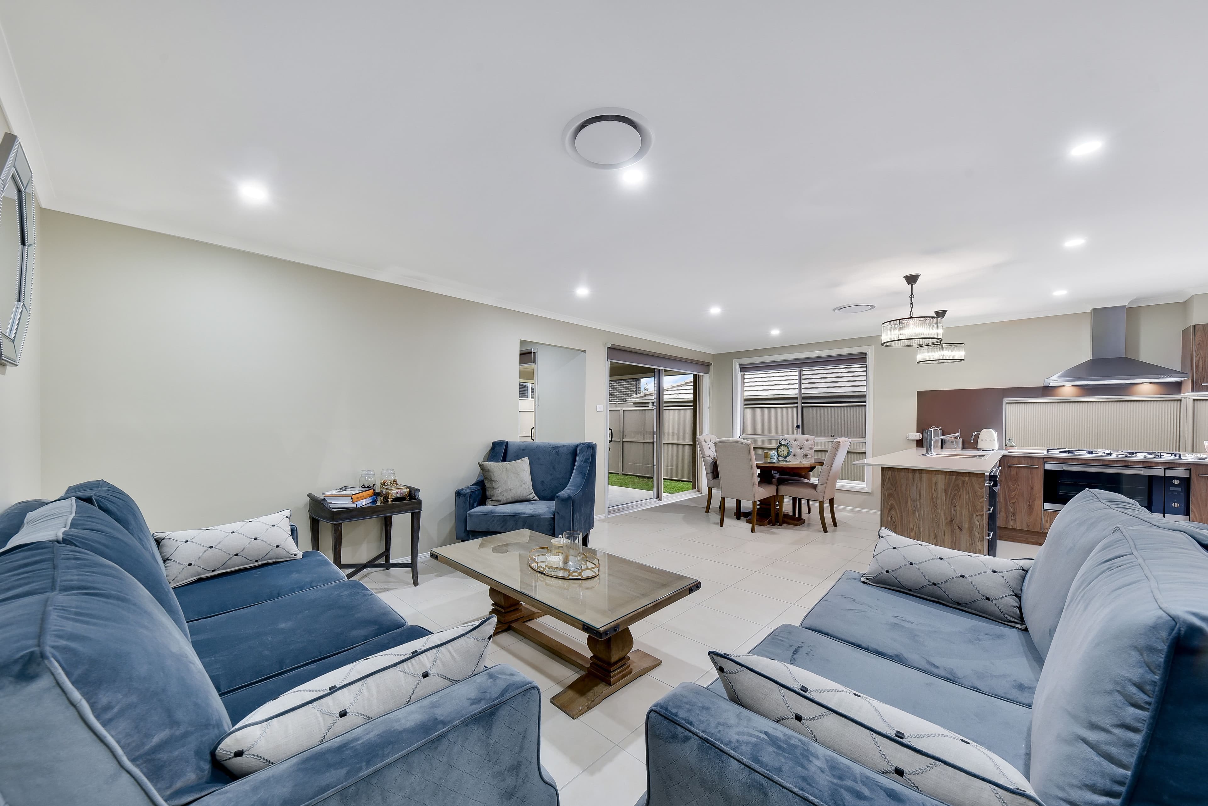 152 Hampshire Boulevard, Spring Farm NSW 2570, Spring Farm - Thumbnail 2