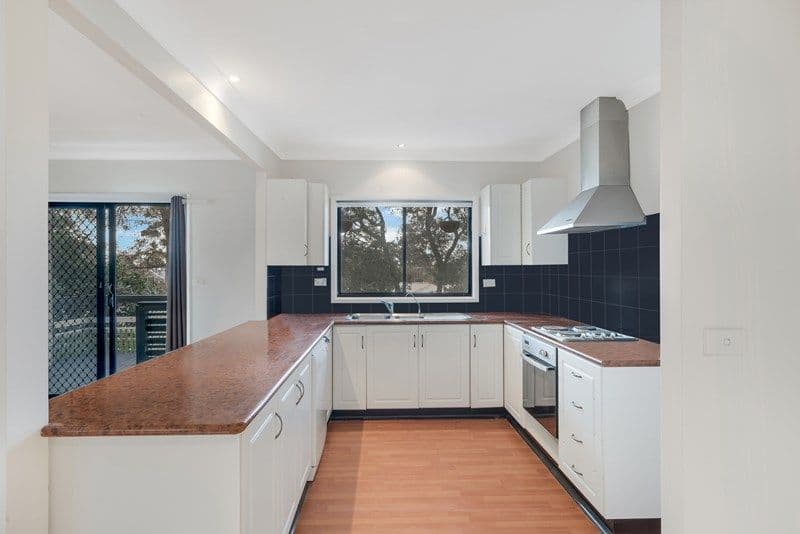 27 Ligar Street, Hill Top - Thumbnail 4