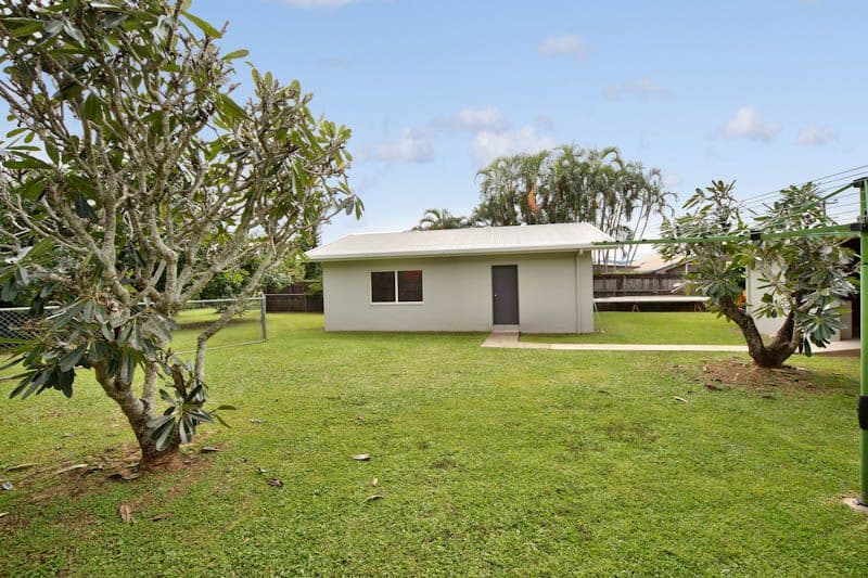 62 Shannon Drive, BAYVIEW HEIGHTS QLD 4868, Bayview Heights - Thumbnail 2