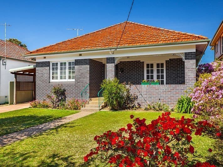 10 Bishop Street, Cabarita - Image 1