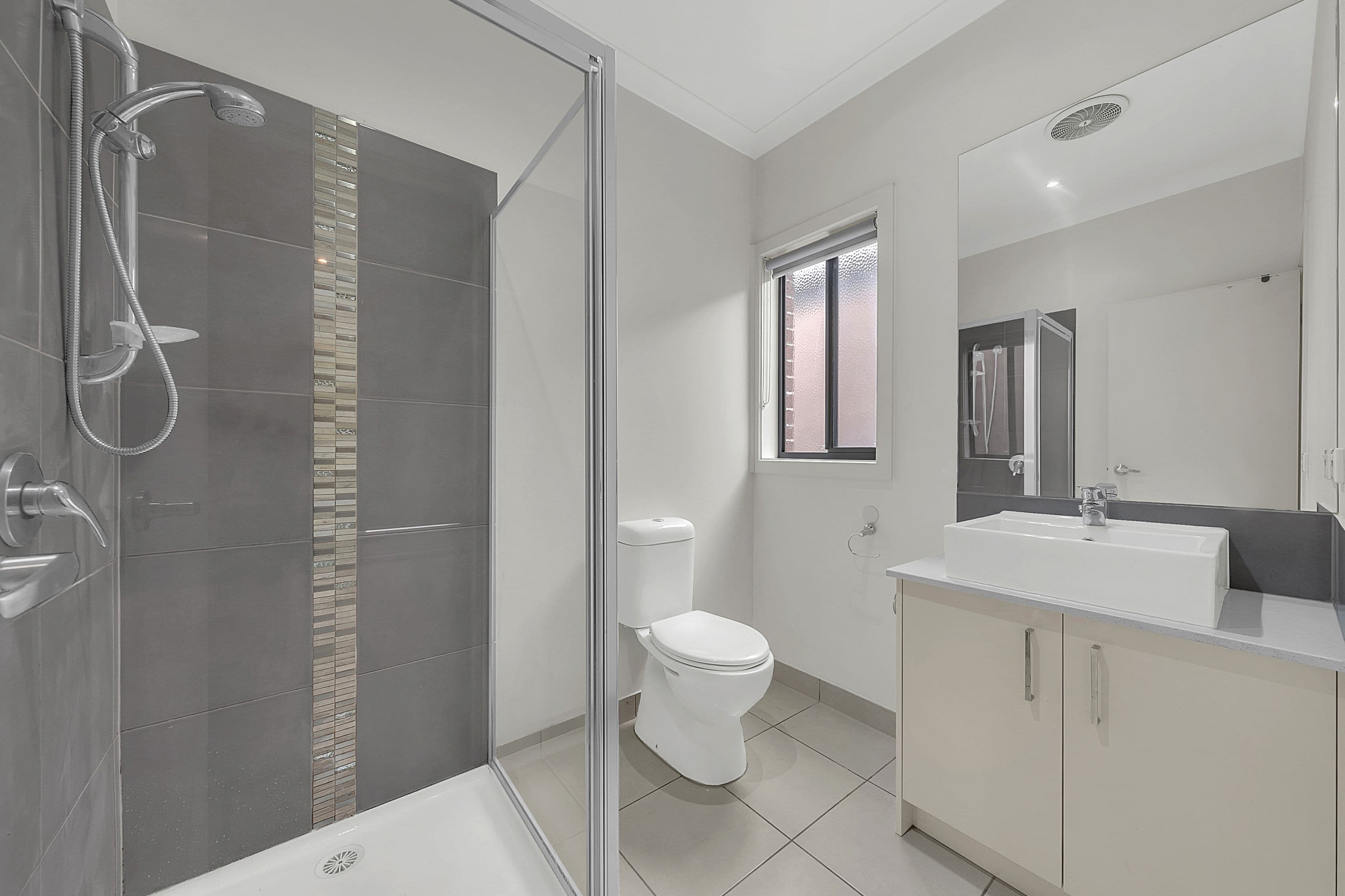 33 Lockhart Street, Mernda VIC 3754, Mernda - Thumbnail 7