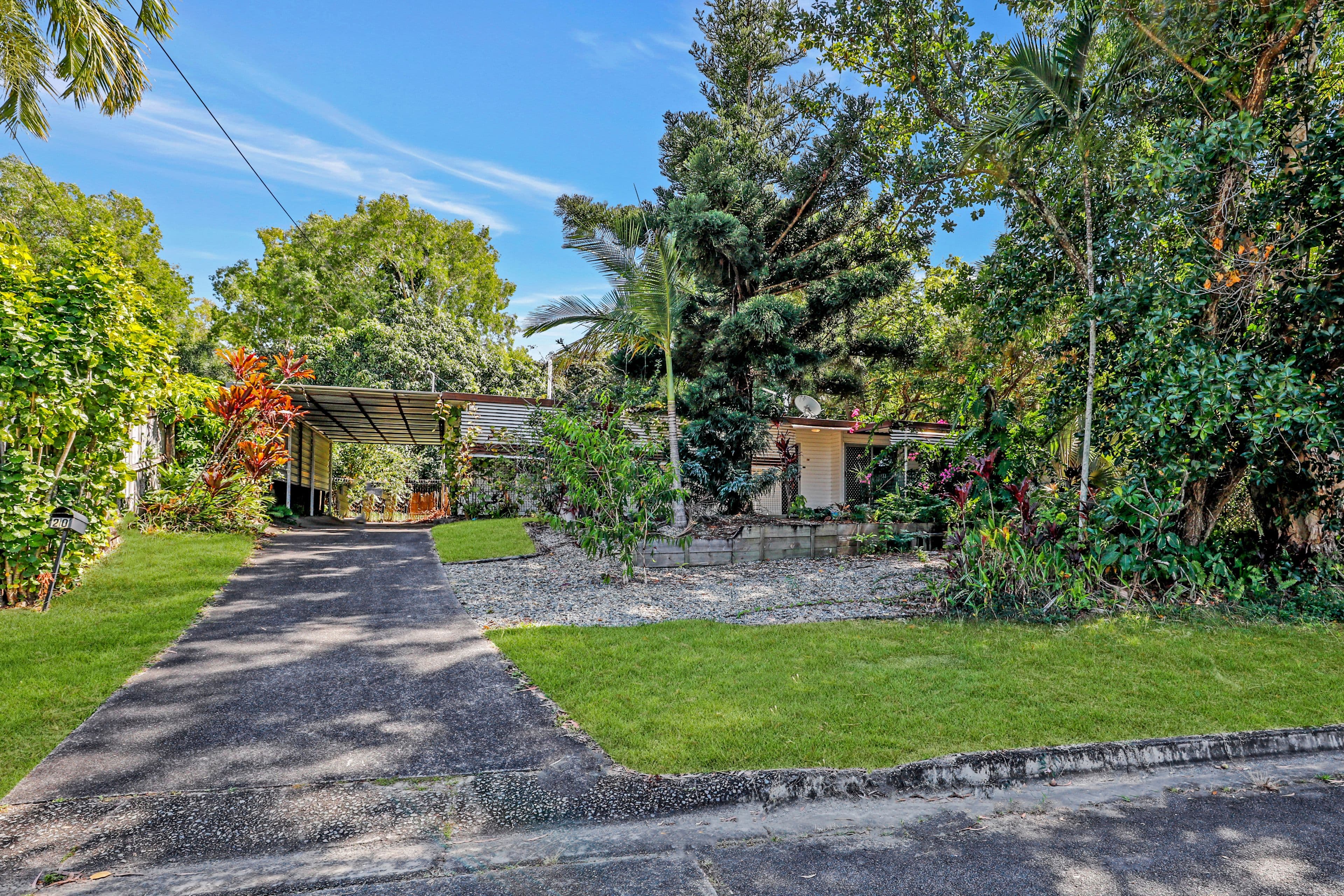 20 Endeavour Road, Clifton Beach QLD 4879, Clifton Beach - Thumbnail 2