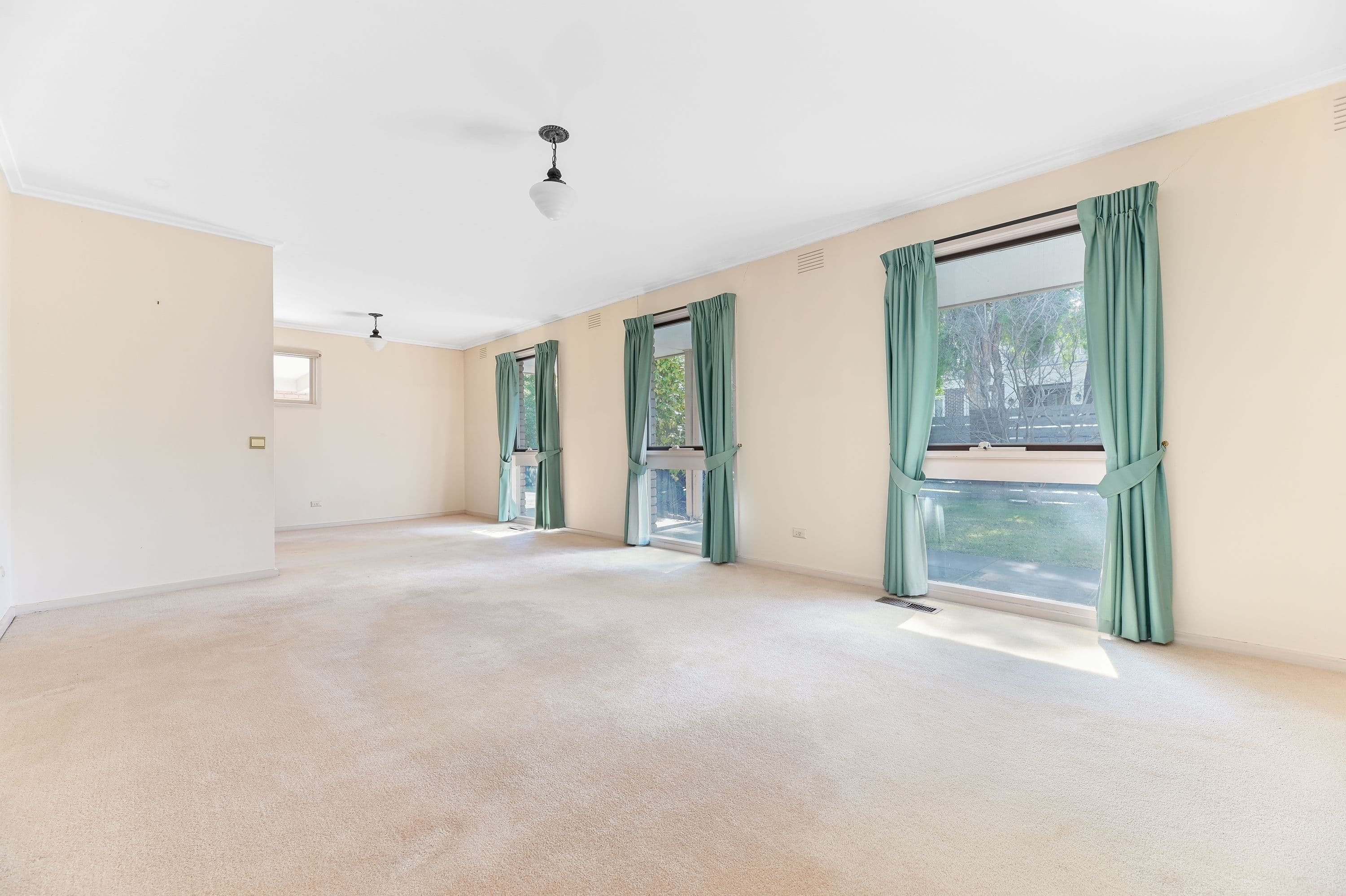 39 Sheringham Drive, Wheelers Hill VIC 3150, Wheelers Hill - Thumbnail 5