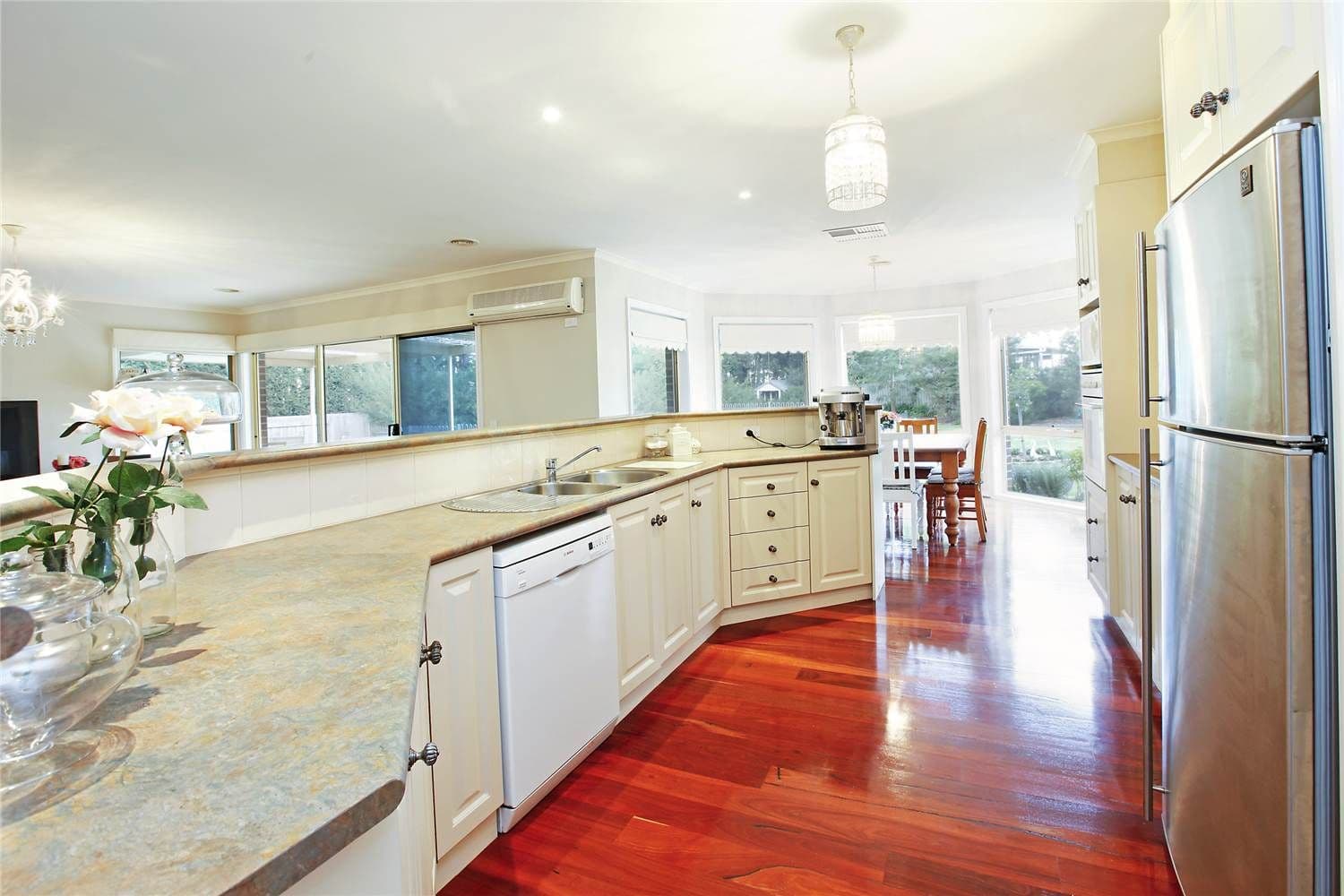 20 James Court, DRYSDALE VIC 3222, Drysdale - Thumbnail 2