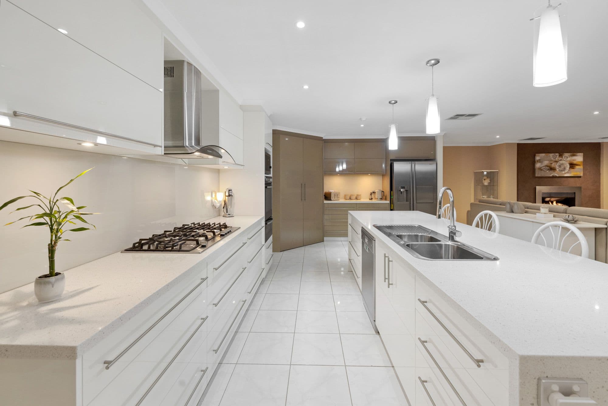 9 Albany Court, Werribee VIC 3030, Werribee - Thumbnail 3