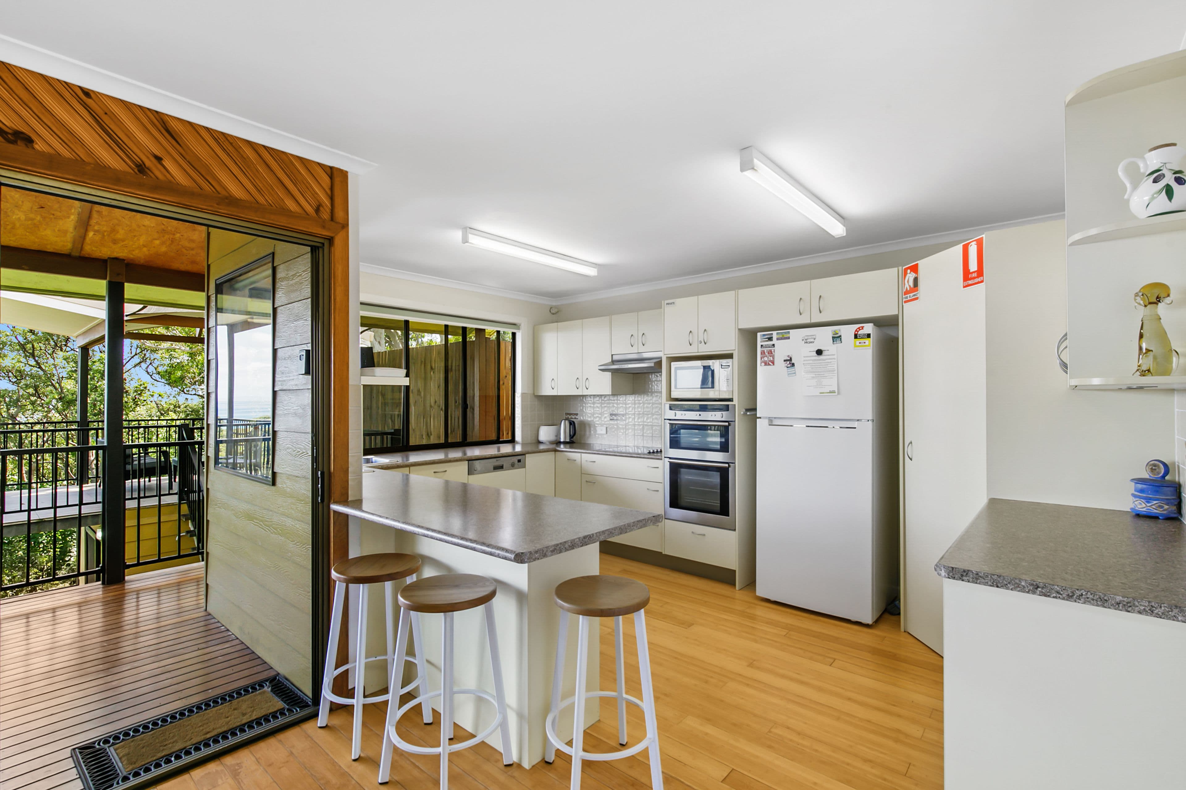 9 Merinda Crescent, Point Lookout QLD 4183, Point Lookout - Thumbnail 6