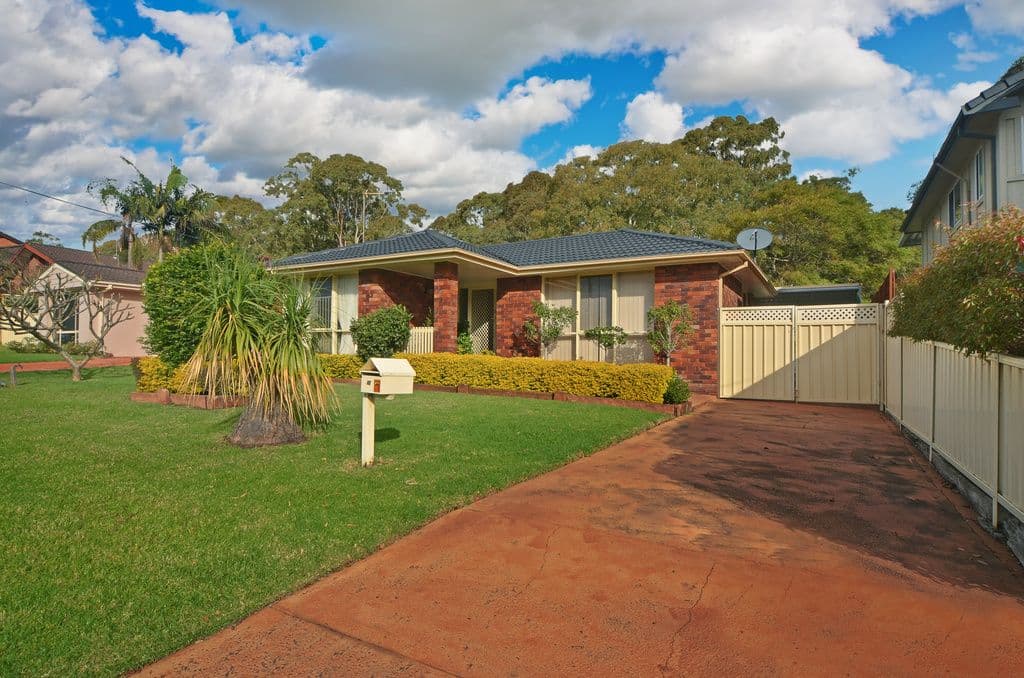 50 Loftus Drive, Barrack Heights - Image 1