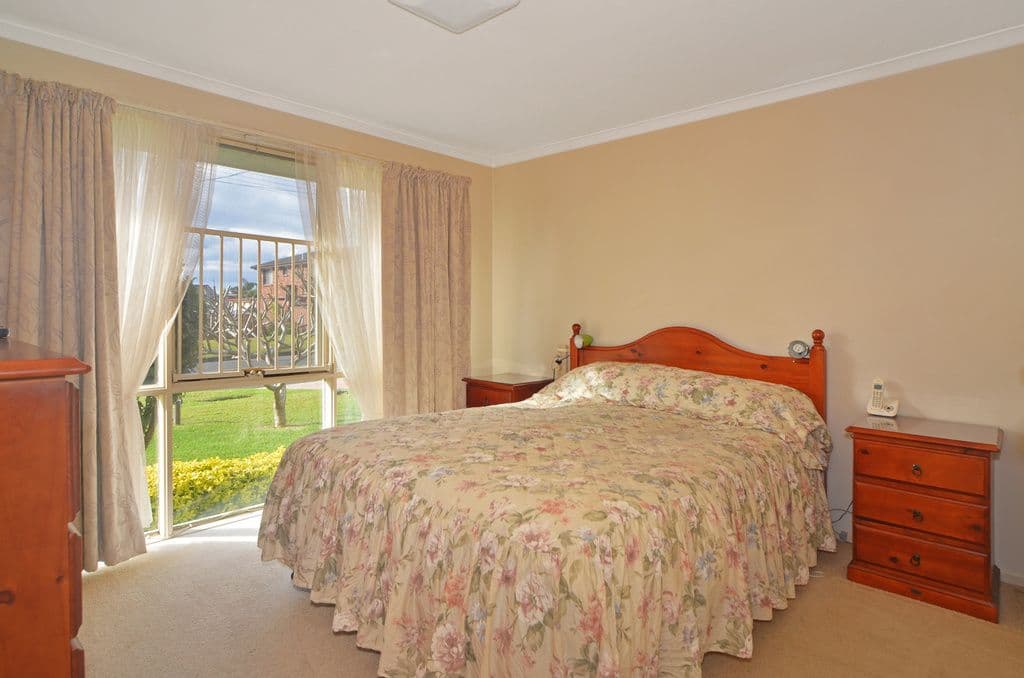 50 Loftus Drive, Barrack Heights - Thumbnail 4