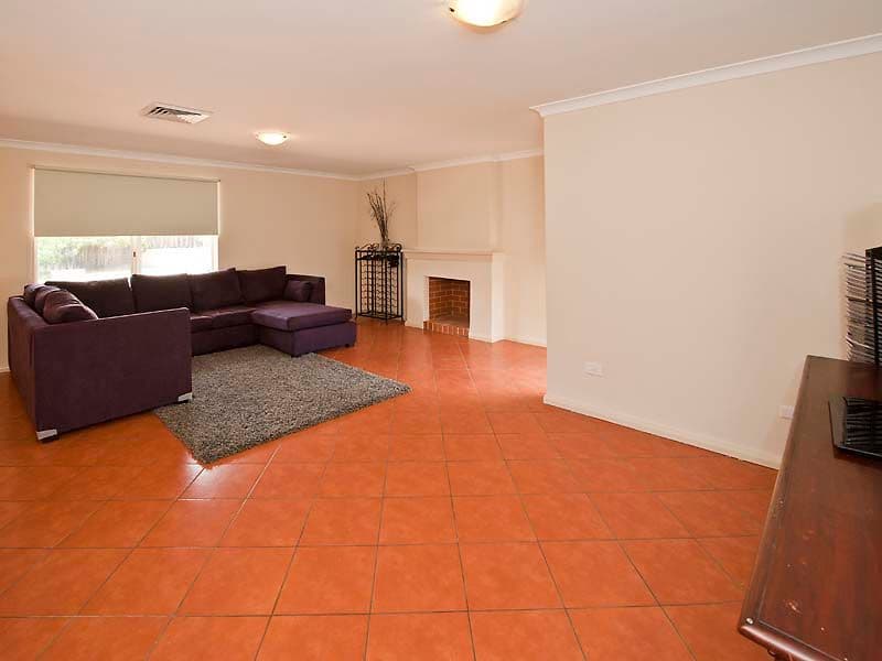 23 Lakefront Circle, THE VINES WA 6069, The Vines - Thumbnail 7