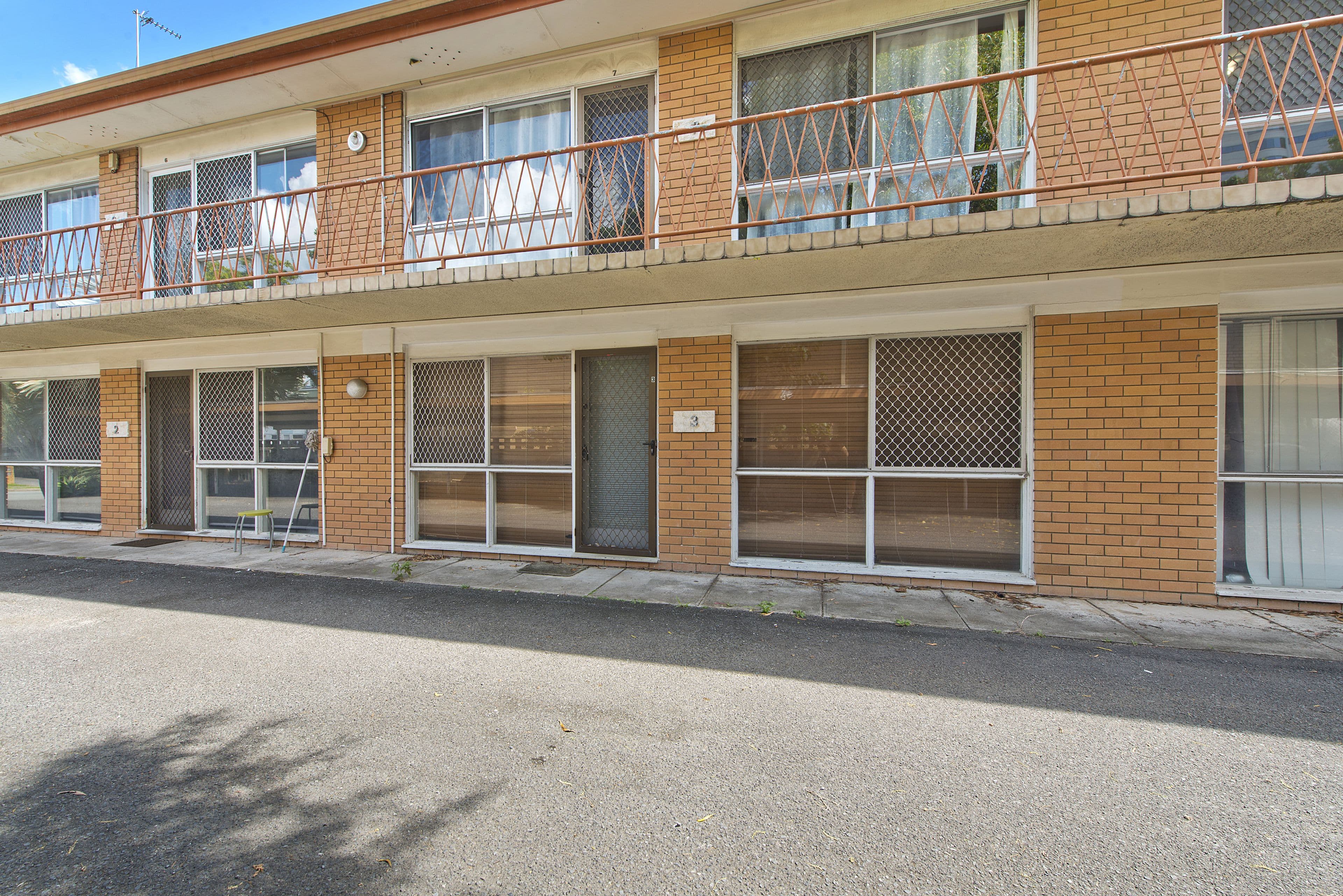 9 Monaco Street, Surfers Paradise QLD 4217, Surfers Paradise - Thumbnail 2