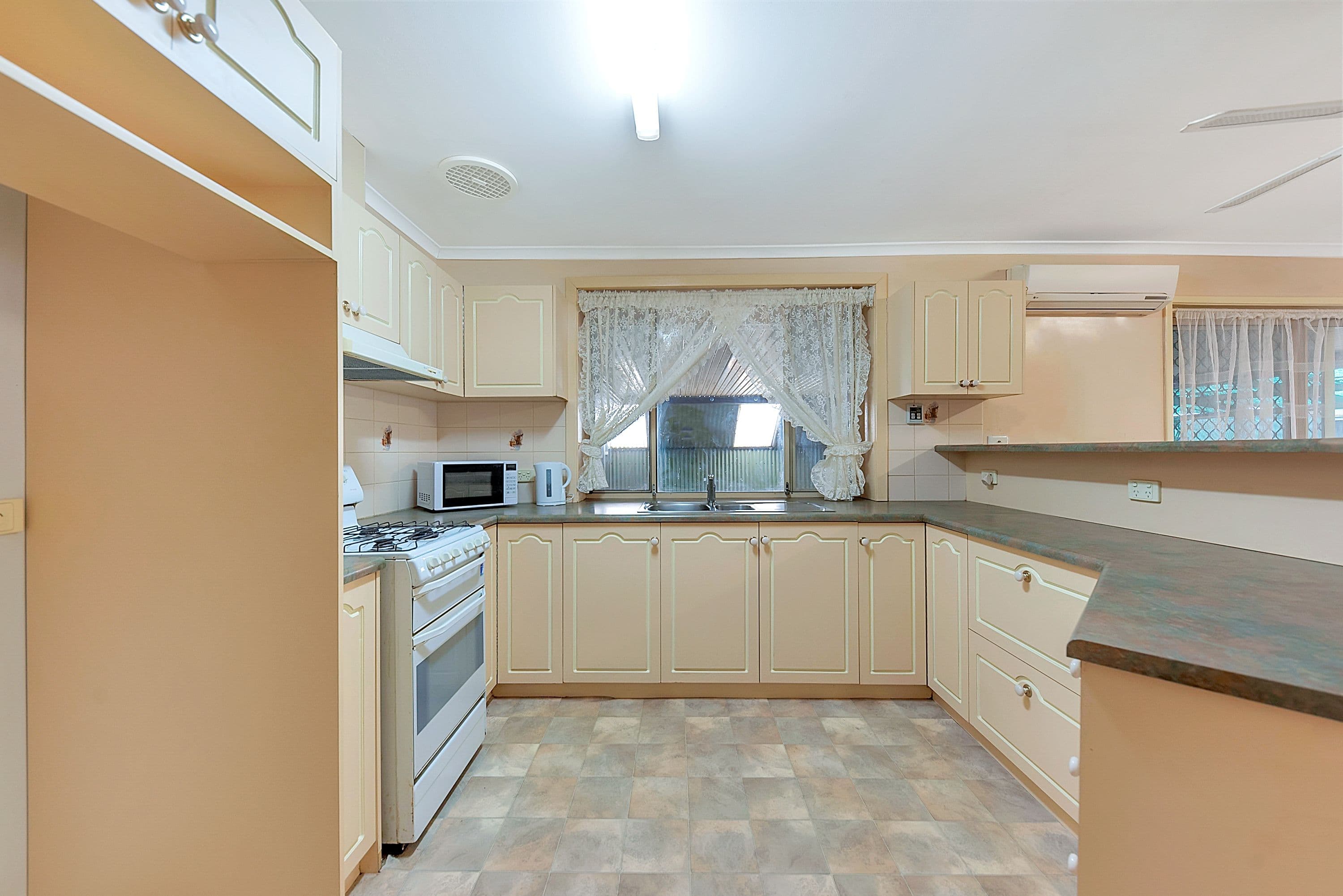 38 Morgan Street, Parafield Gardens SA 5107, Parafield Gardens - Thumbnail 4