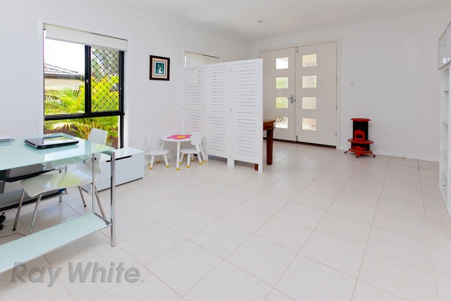 6 Fort Close, SPRINGFIELD LAKES QLD 4300, Springfield Lakes - Thumbnail 6