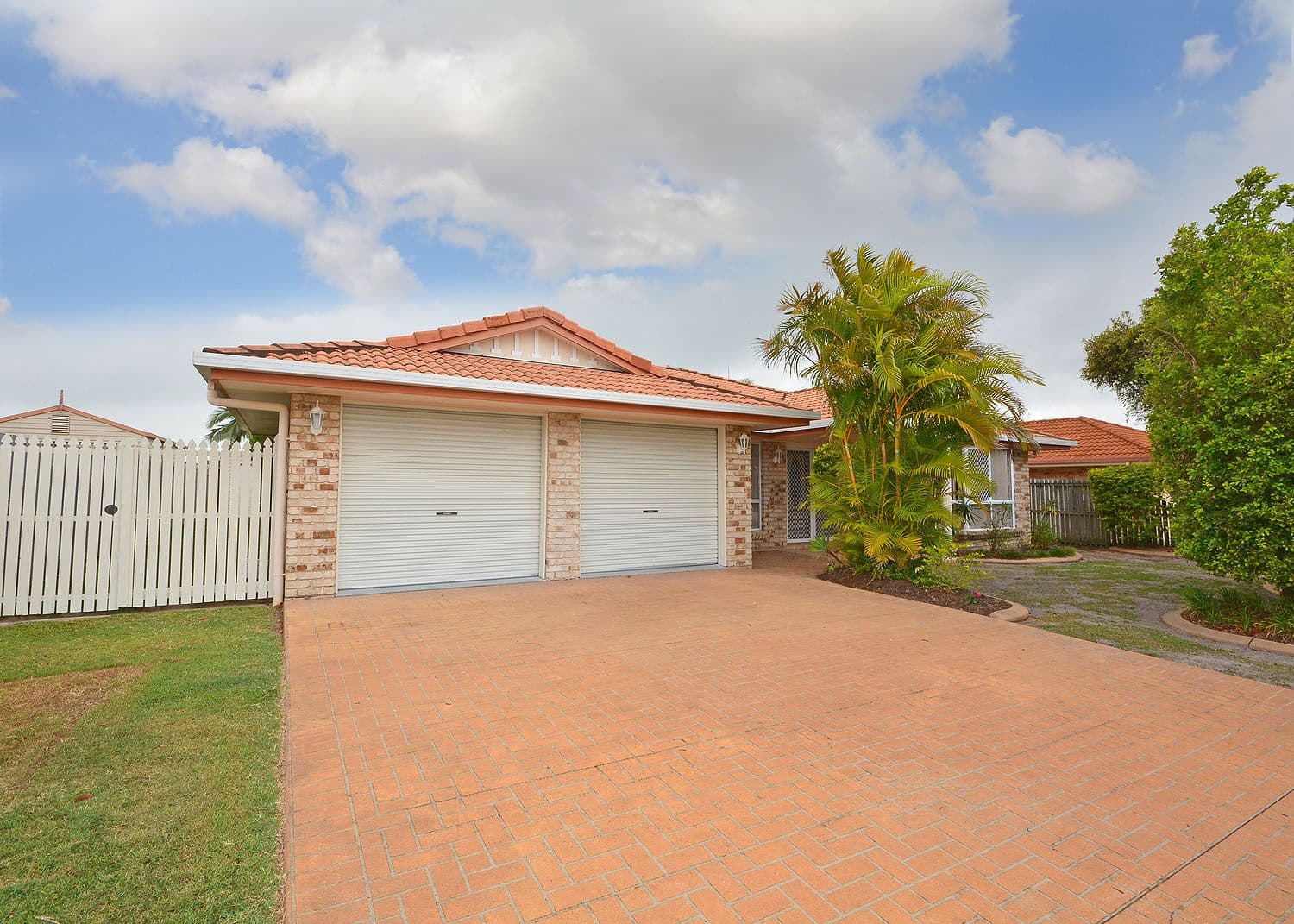8 Durham Court, Kawungan QLD 4655, Kawungan - Thumbnail 2