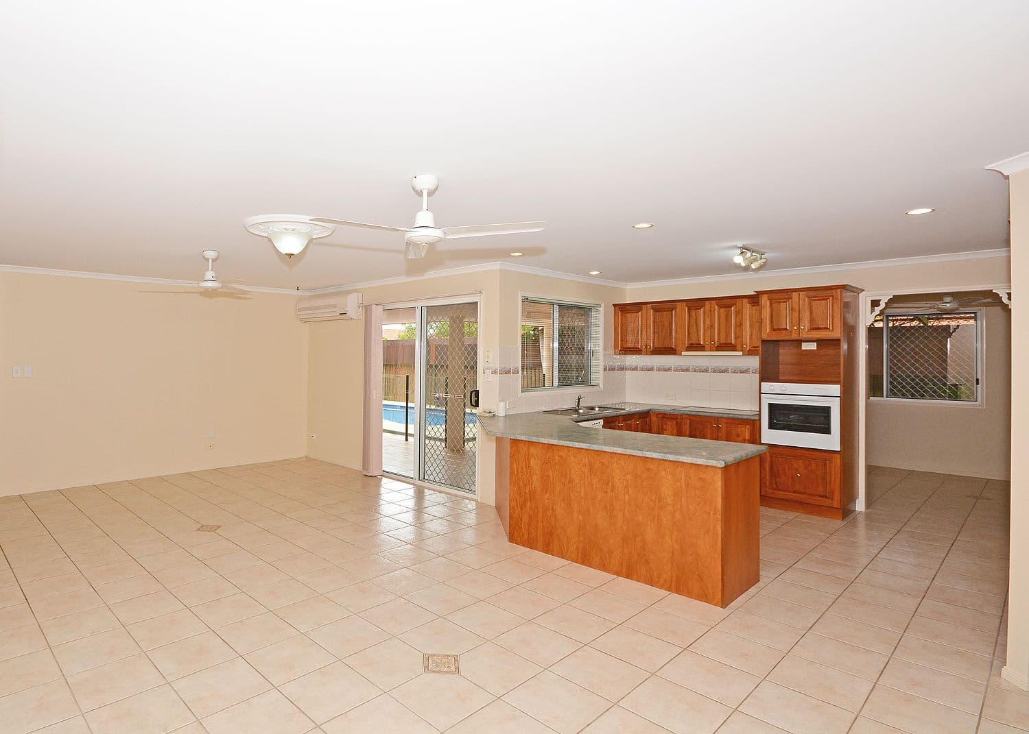 8 Durham Court, Kawungan QLD 4655, Kawungan - Thumbnail 8