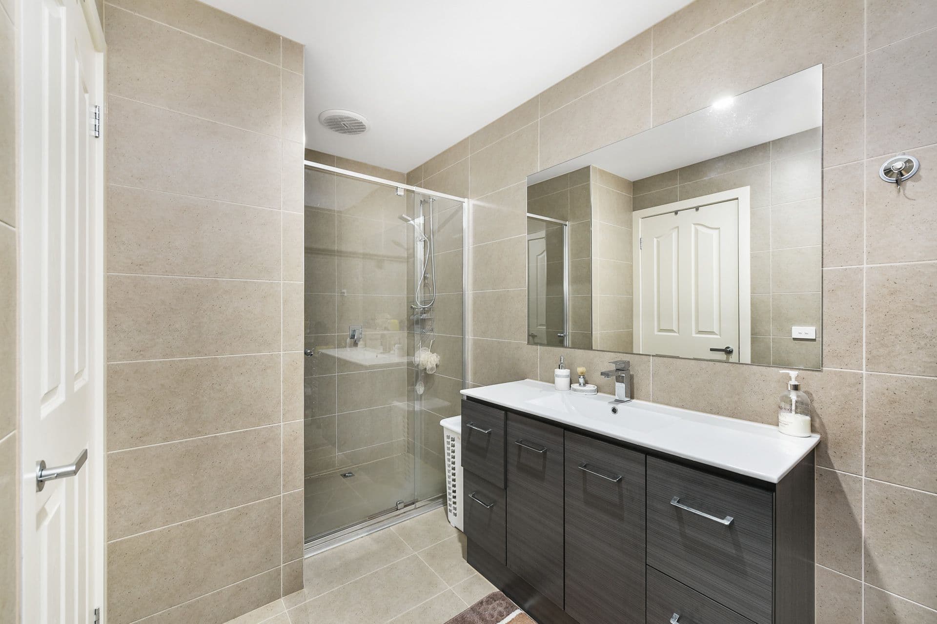 2 Podmore Street, Dandenong VIC 3175, Dandenong - Thumbnail 6