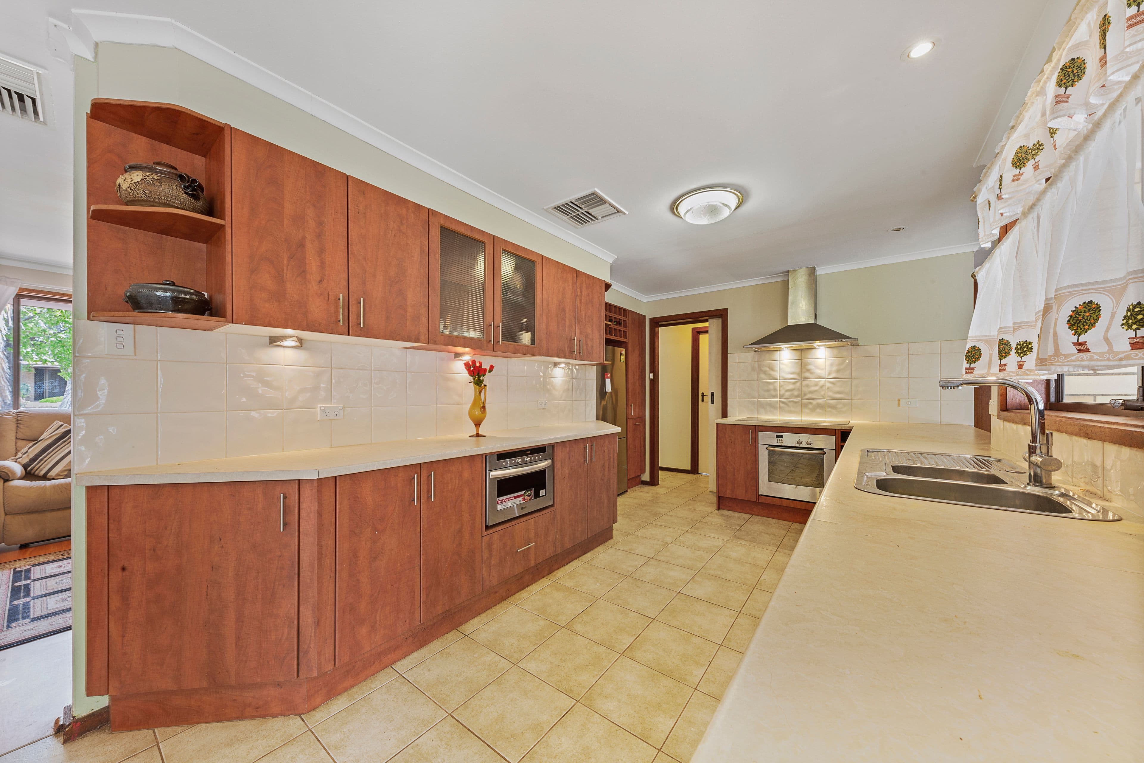 17 Niemeyer Crescent, St Agnes SA 5097, St Agnes - Thumbnail 4