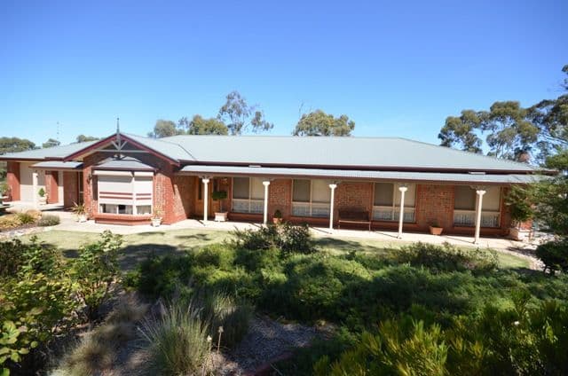 10 March Court, CLARE SA 5453, Clare - Image 1
