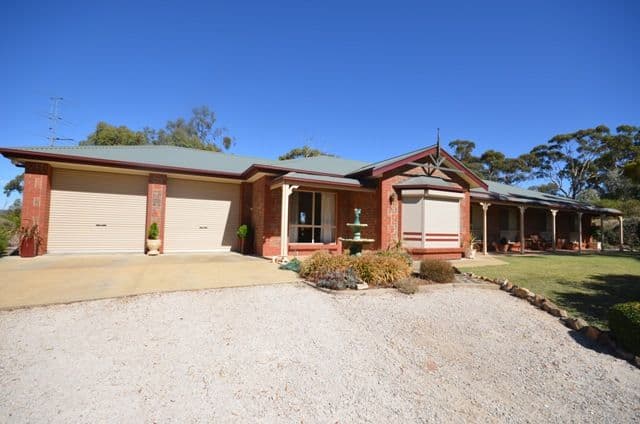 10 March Court, CLARE SA 5453, Clare - Thumbnail 2