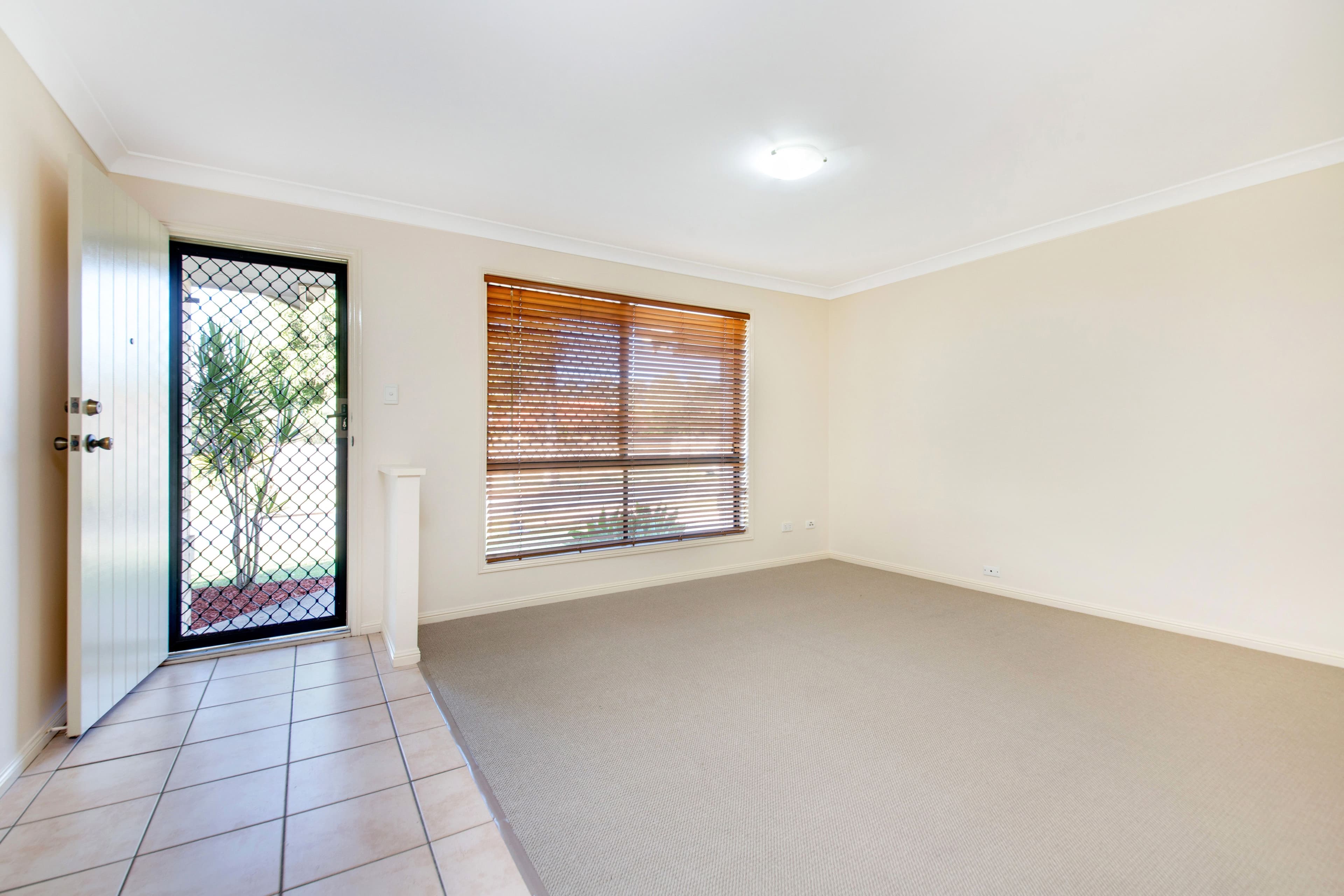39 Mulgrave Crescent, Forest Lake QLD 4078, Forest Lake - Thumbnail 2