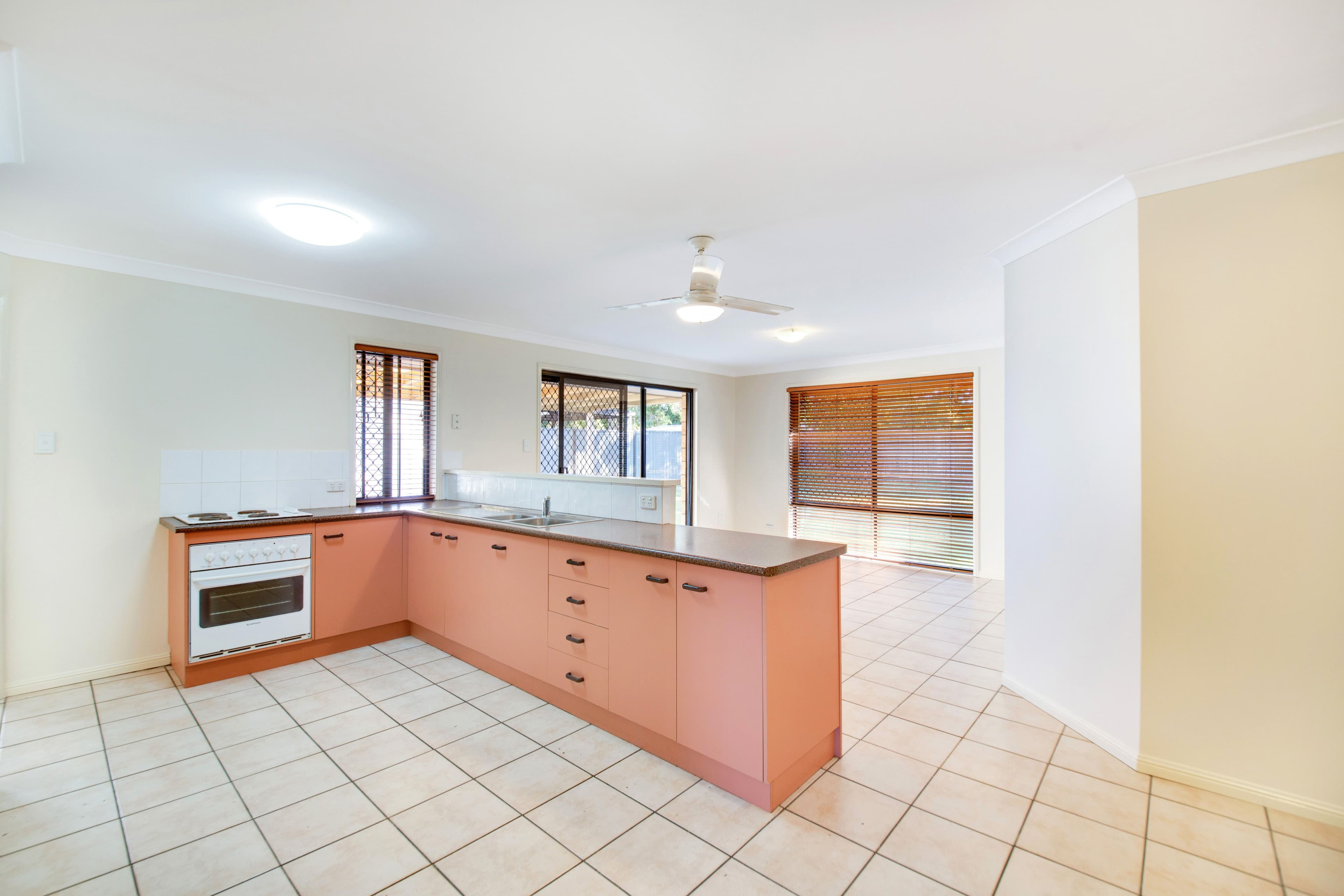 39 Mulgrave Crescent, Forest Lake QLD 4078, Forest Lake - Thumbnail 4