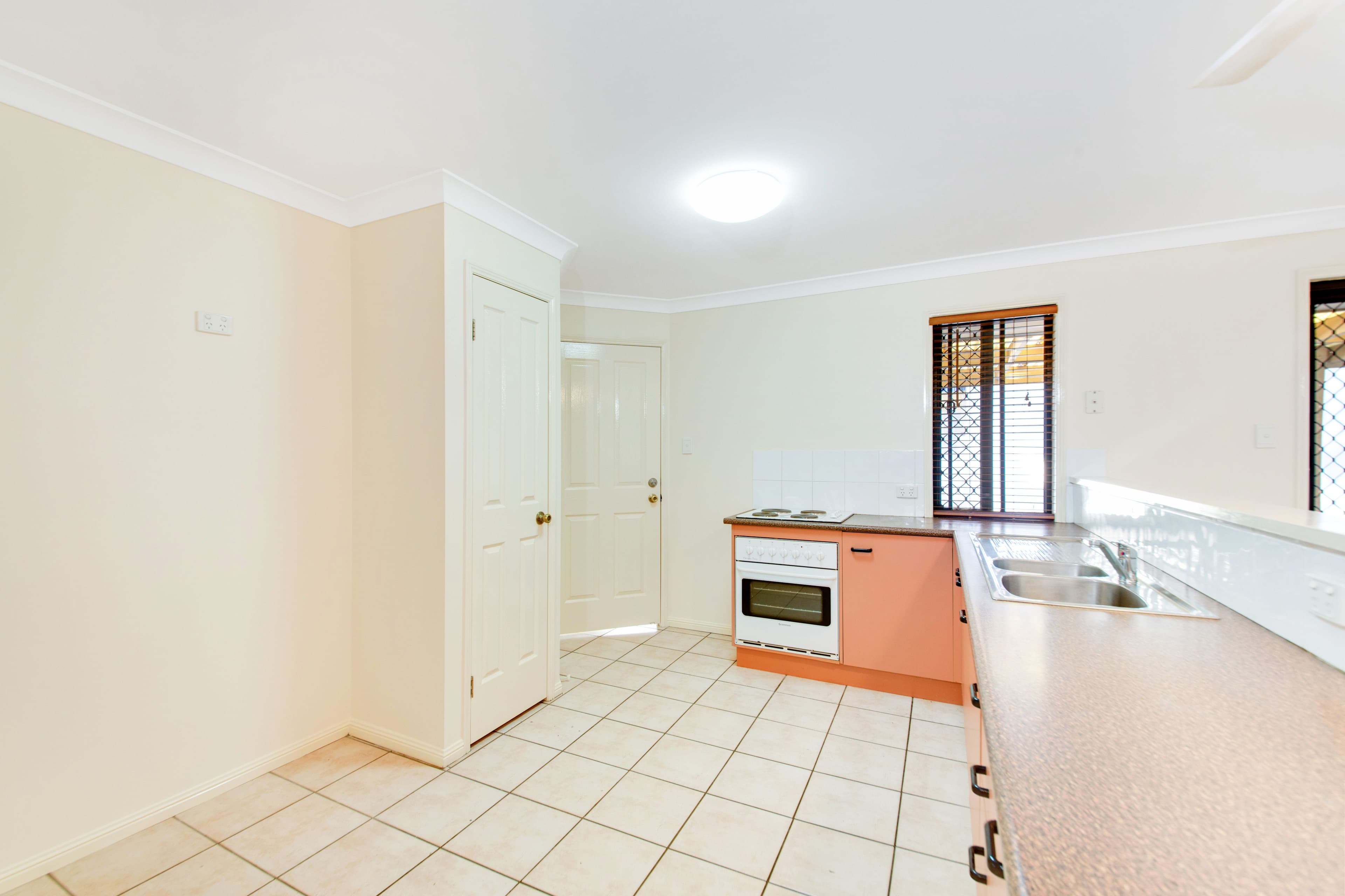 39 Mulgrave Crescent, Forest Lake QLD 4078, Forest Lake - Thumbnail 6