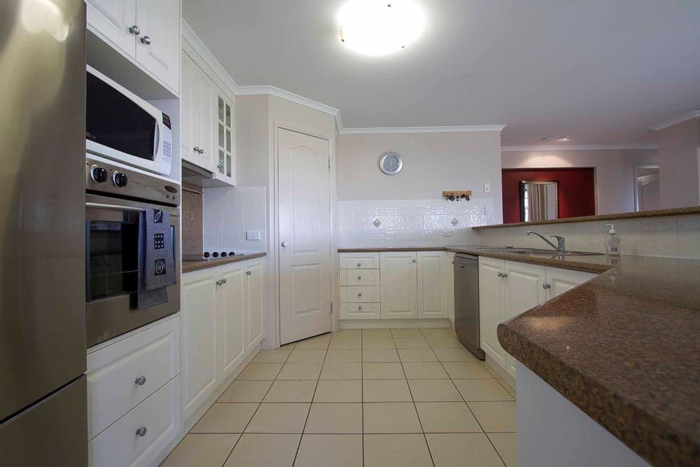 7 Prime Minister Drive, MIDDLE RIDGE QLD 4350, Middle Ridge - Thumbnail 7